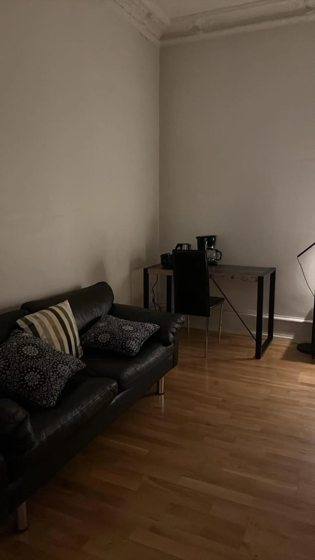 Photo of the whole room in Hotel Lemonade