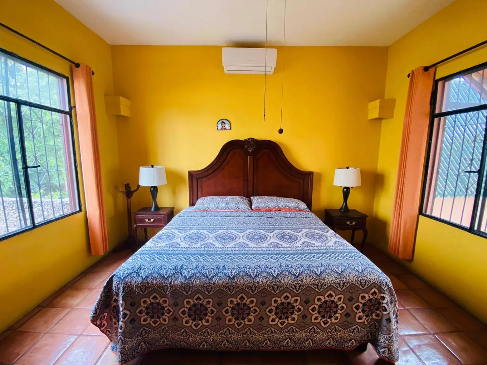 Bed in Catrina & Diego