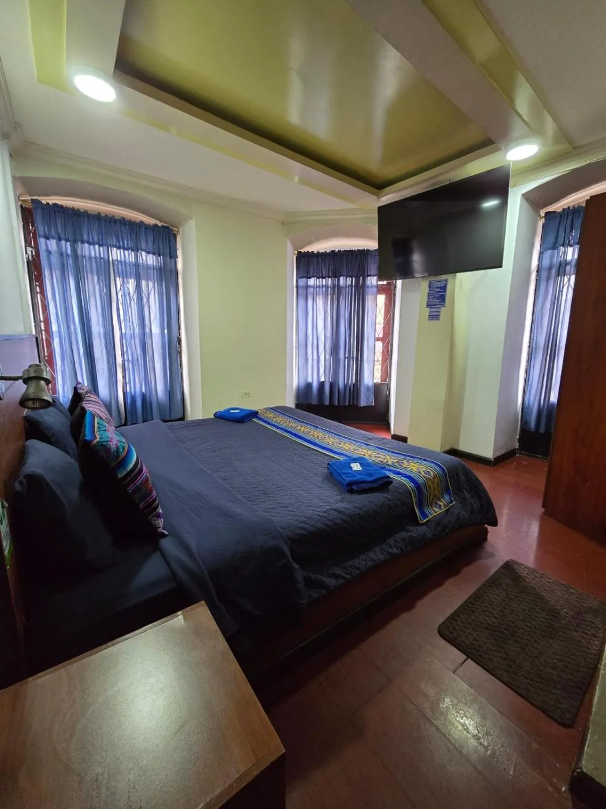 Double Room in Hostal History