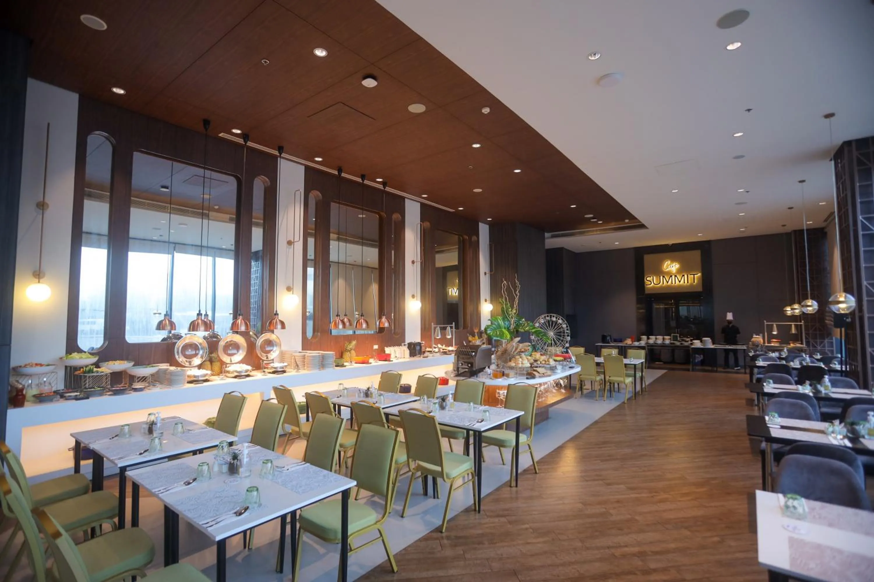 Restaurant/places to eat in Grand Summit Hotel General Santos