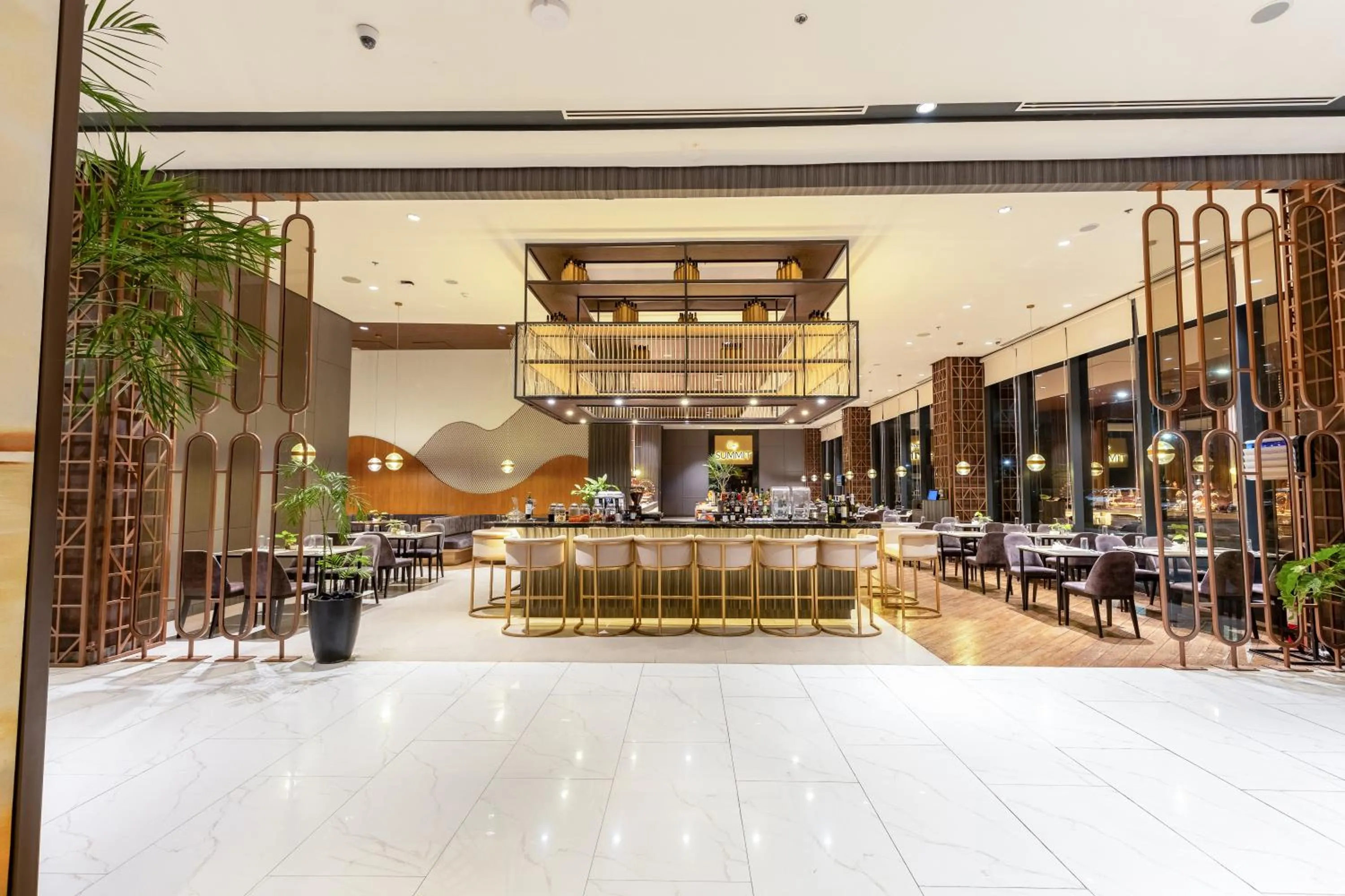 Restaurant/places to eat in Grand Summit Hotel General Santos