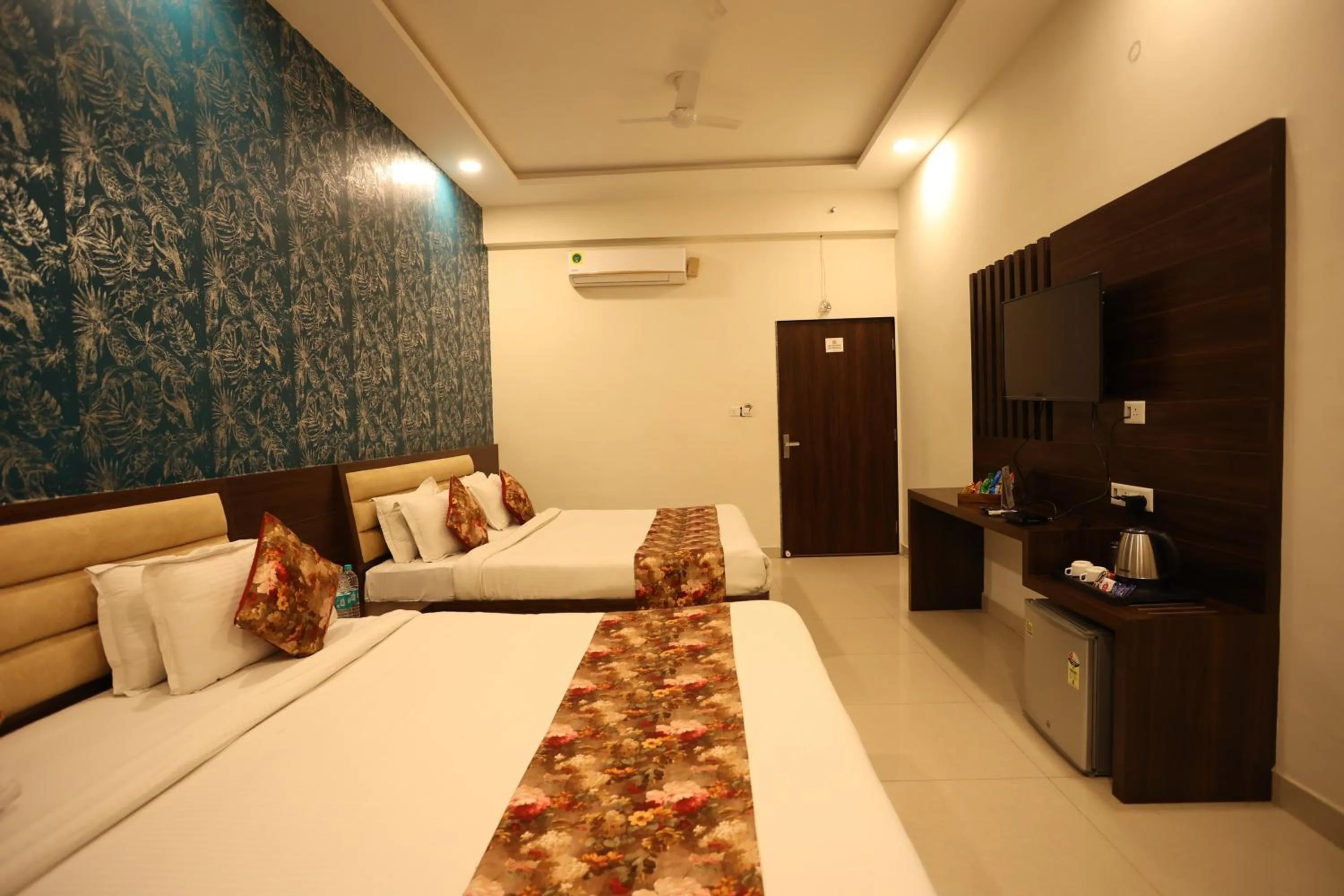 Bedroom, Bed in Hotel Bhairav Bagh with Swimming Pool