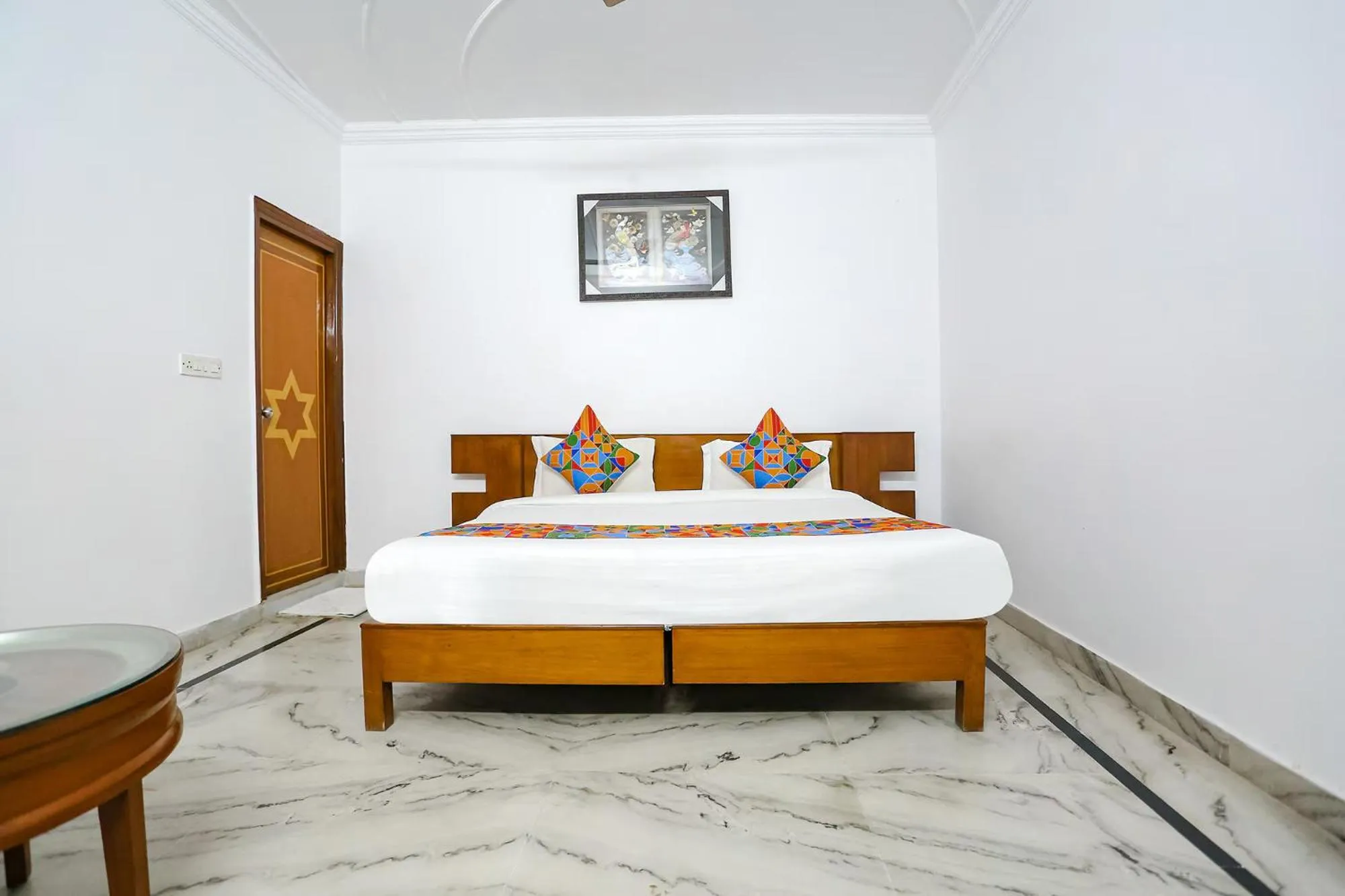 Bed in FabHotel Premium Rooms - Nr Yashobhoomi Convention Centre