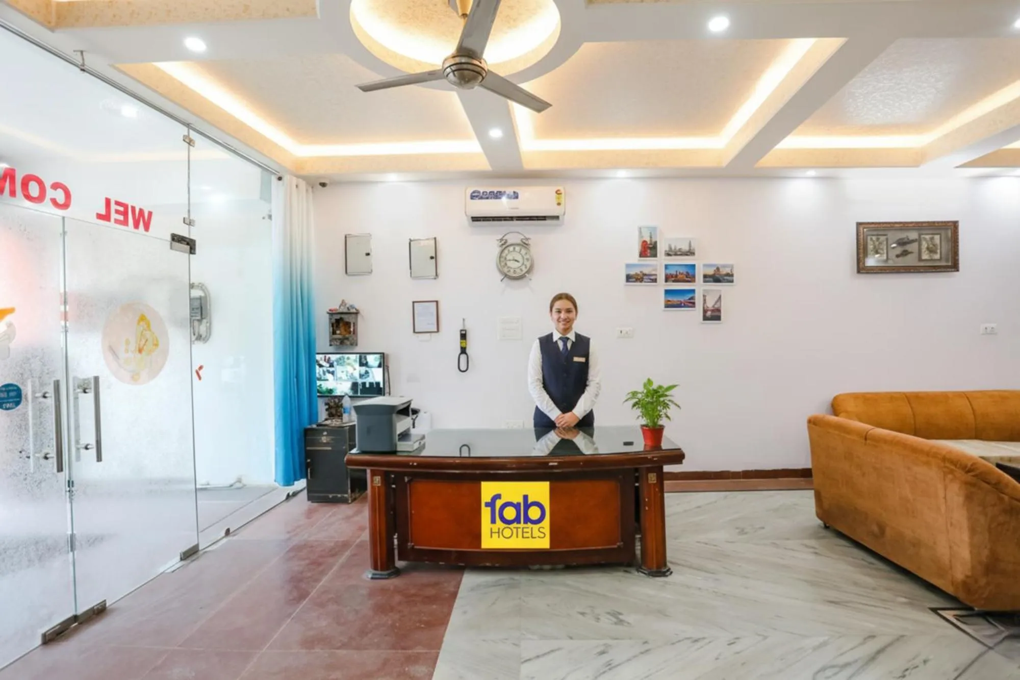 Lobby or reception in FabHotel Premium Rooms