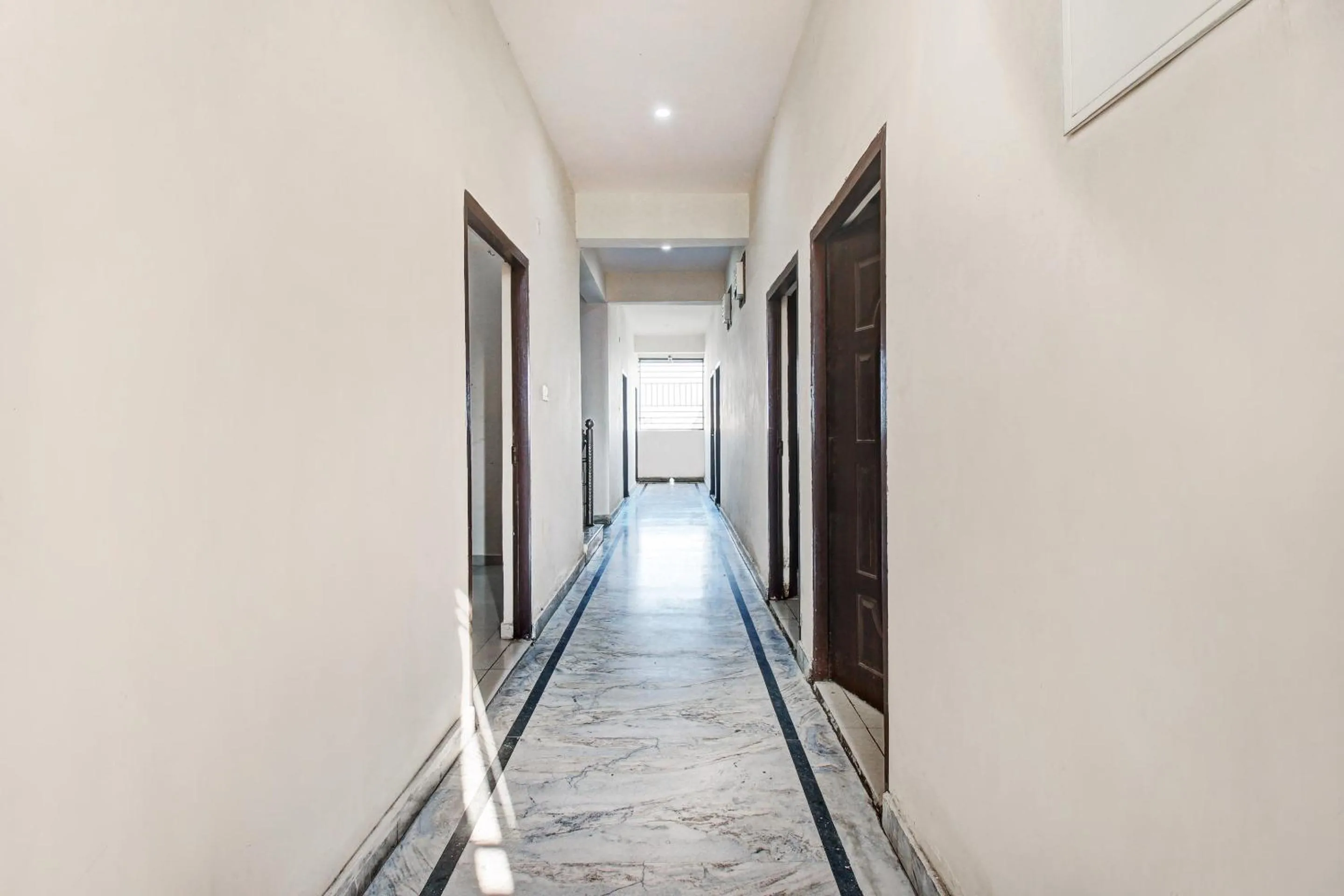 Hotel O JR Hotel