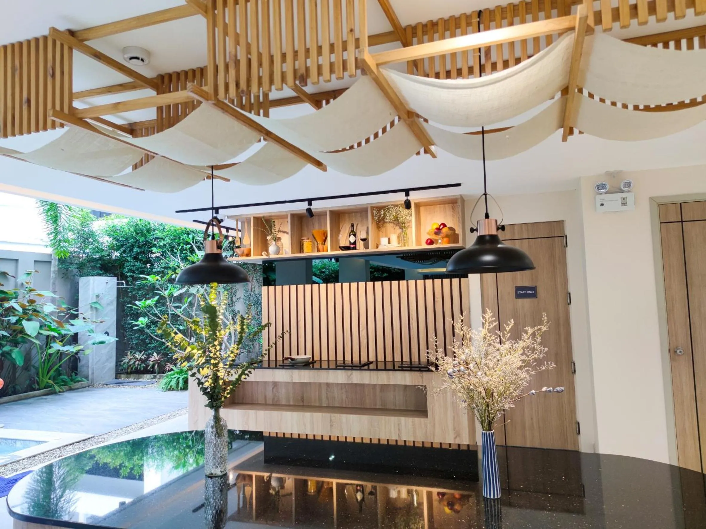 Restaurant/places to eat in Hi Chiangmai Hotel