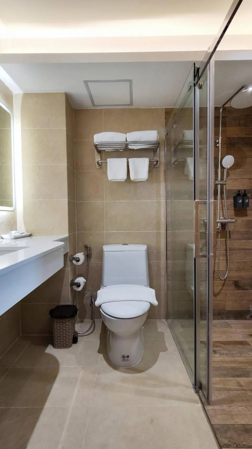 Shower in Hi Chiangmai Hotel