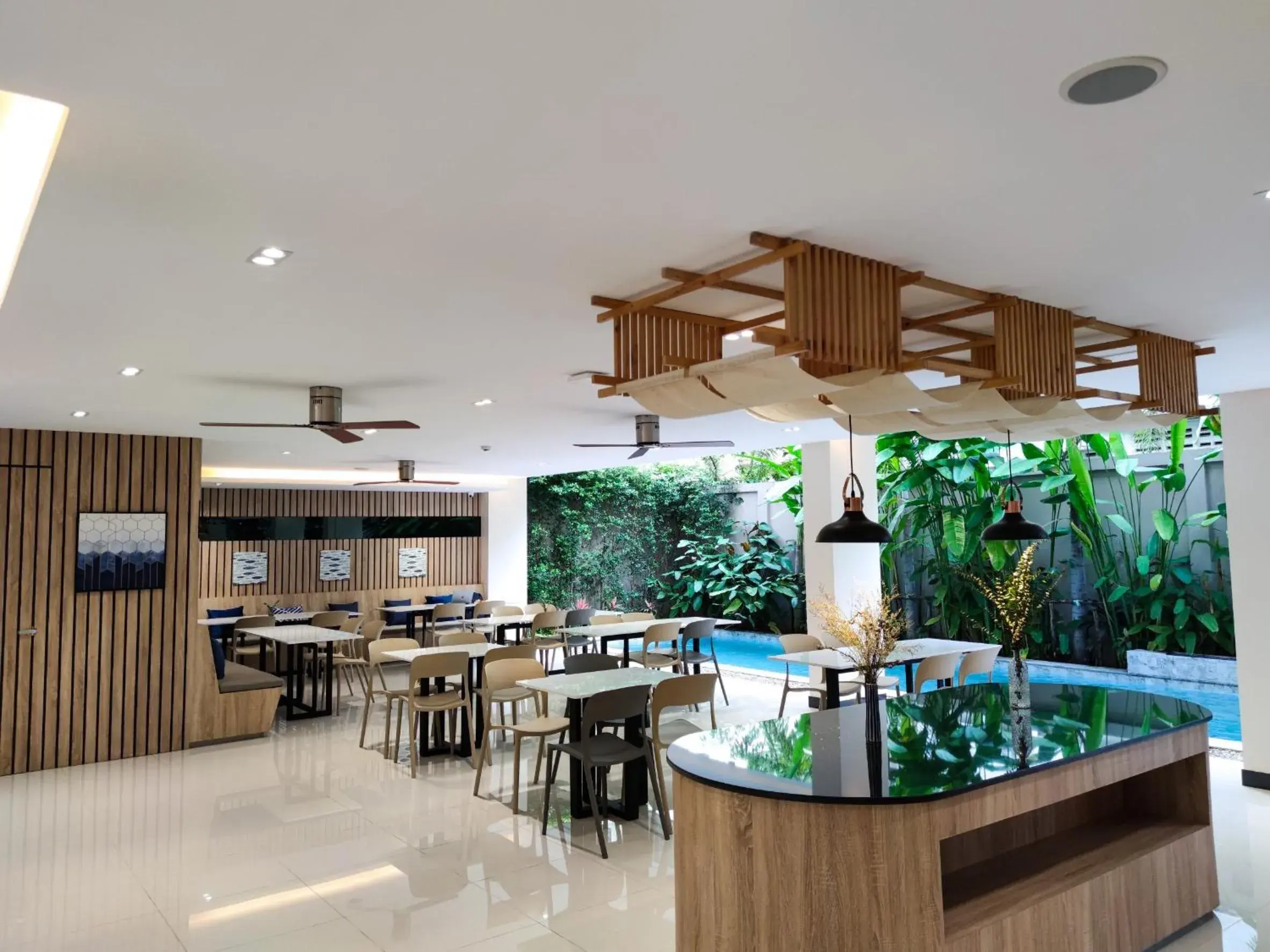 Restaurant/places to eat in Hi Chiangmai Hotel Restaurant/places to eat in Hi Chiangmai Hotel