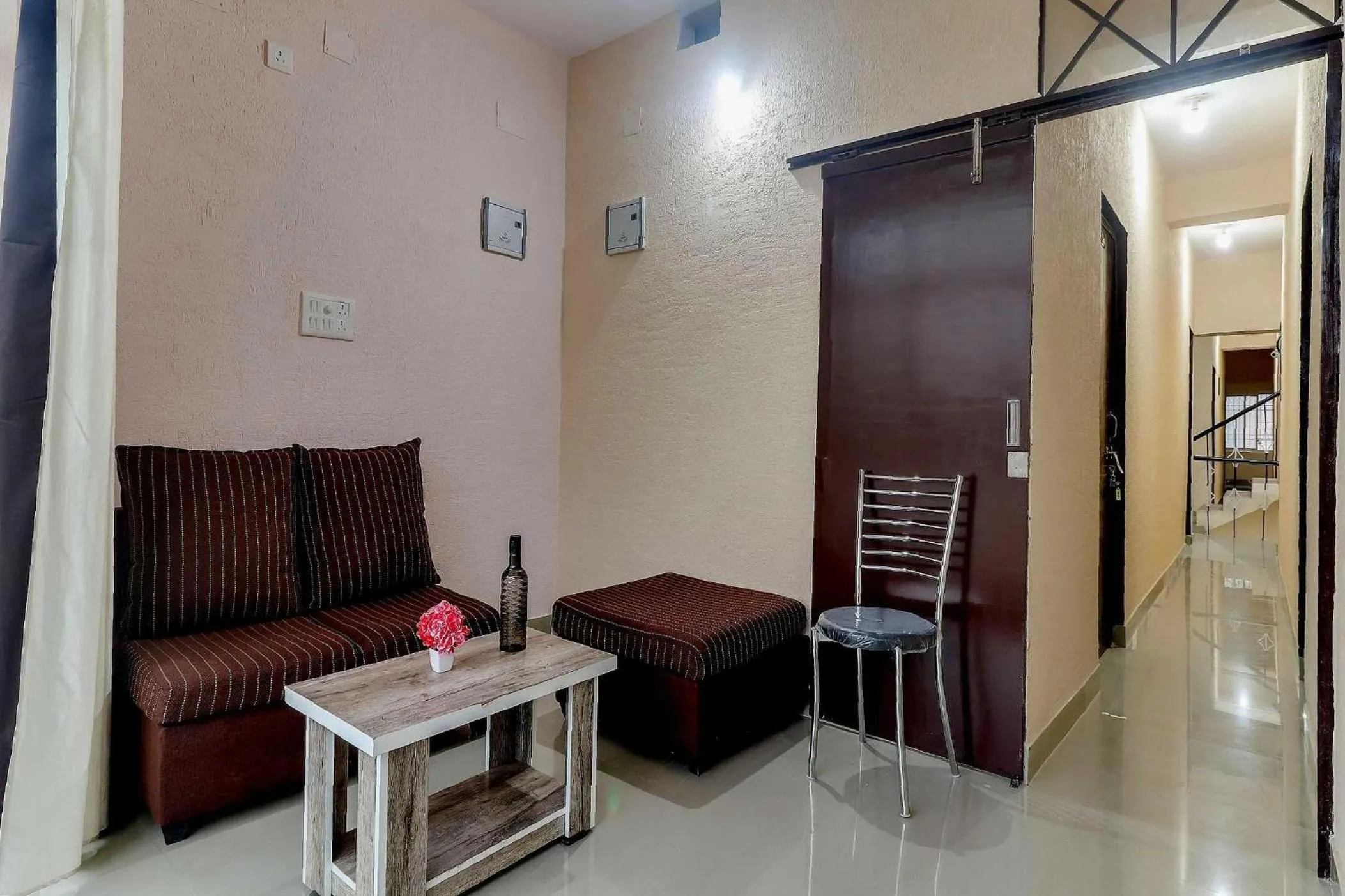 Lobby or reception in Super Hotel O The Radium Inn