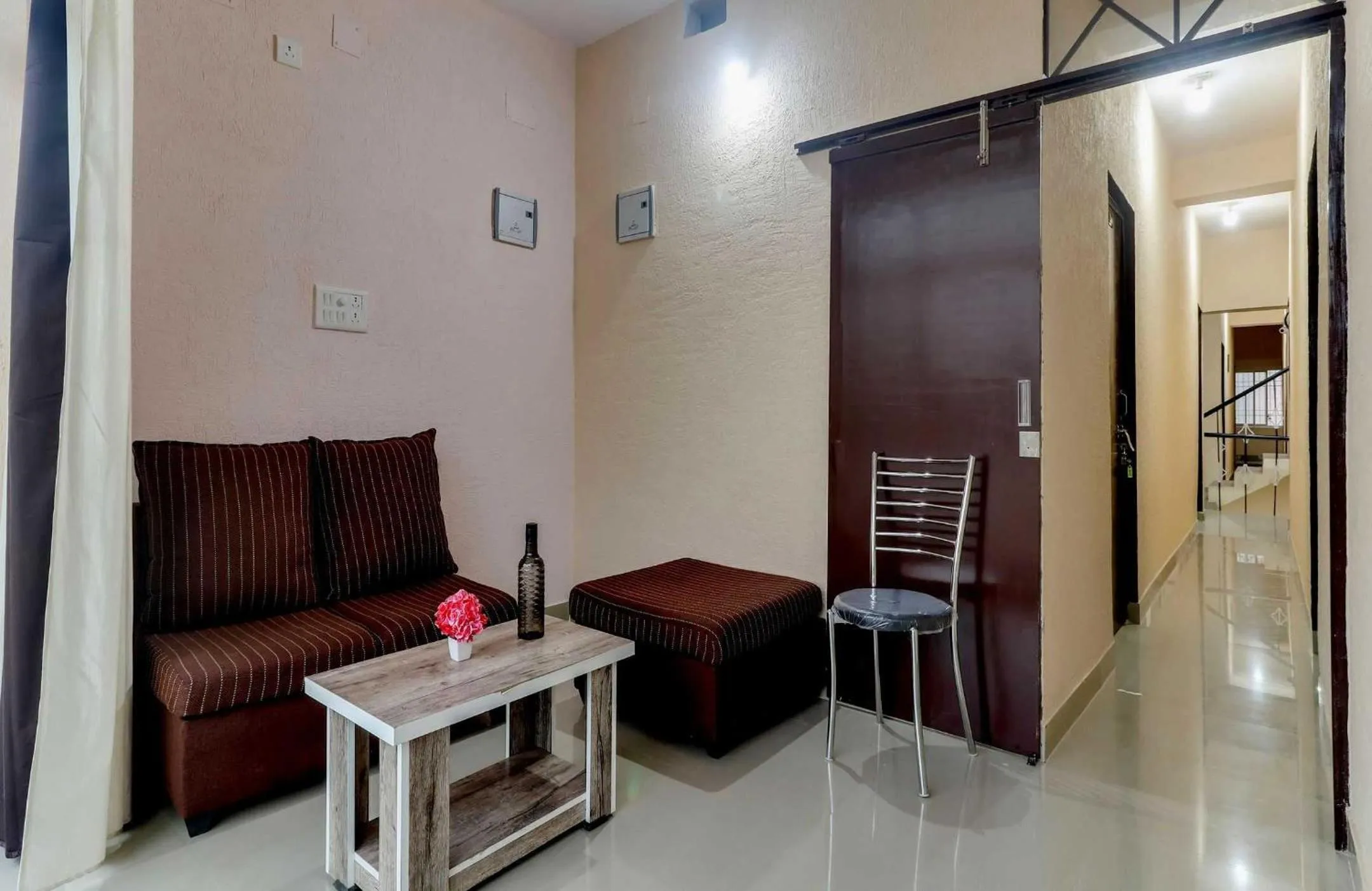 Lobby or reception in Super Hotel O The Radium Inn