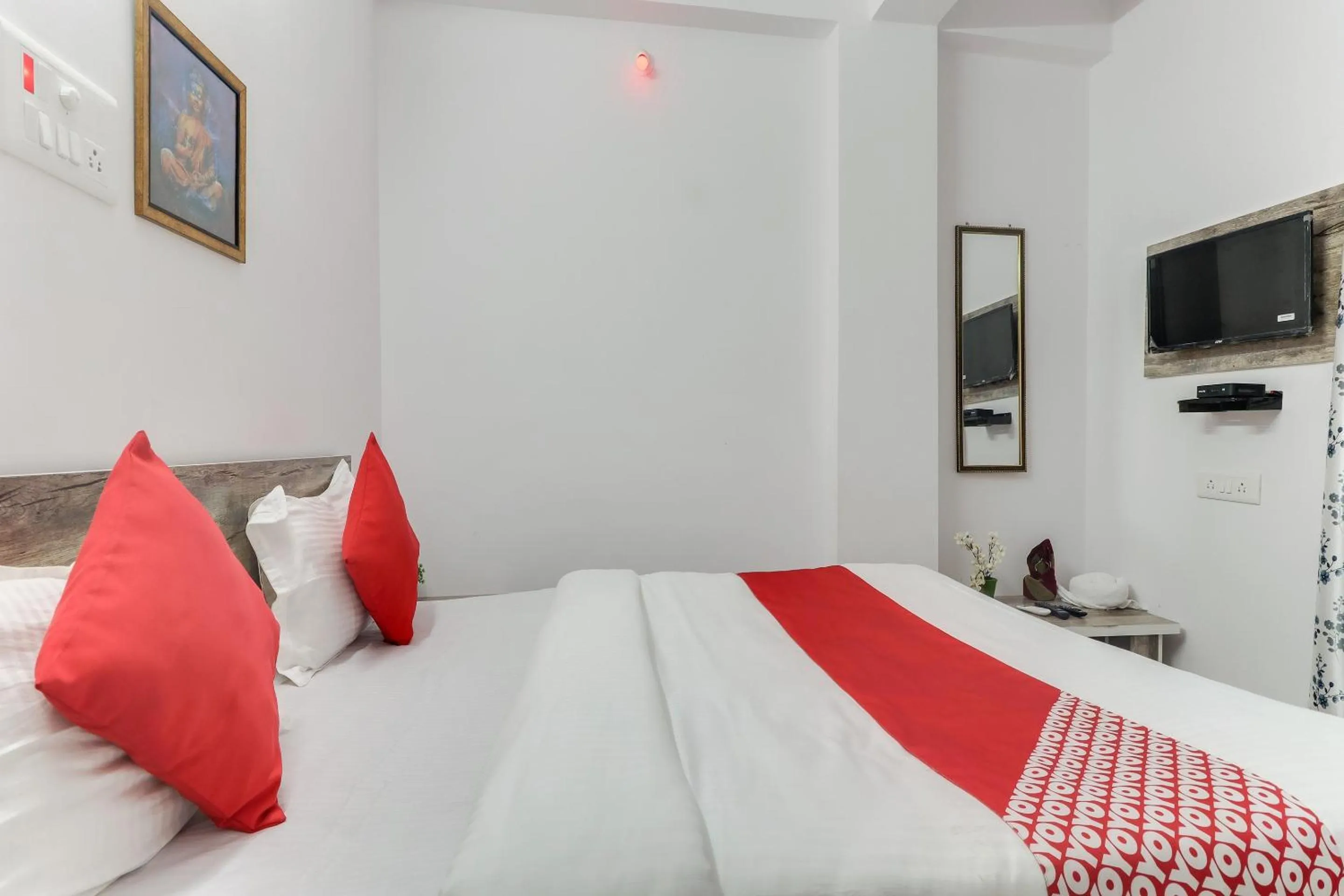 Bedroom in Super Hotel O The Radium Inn