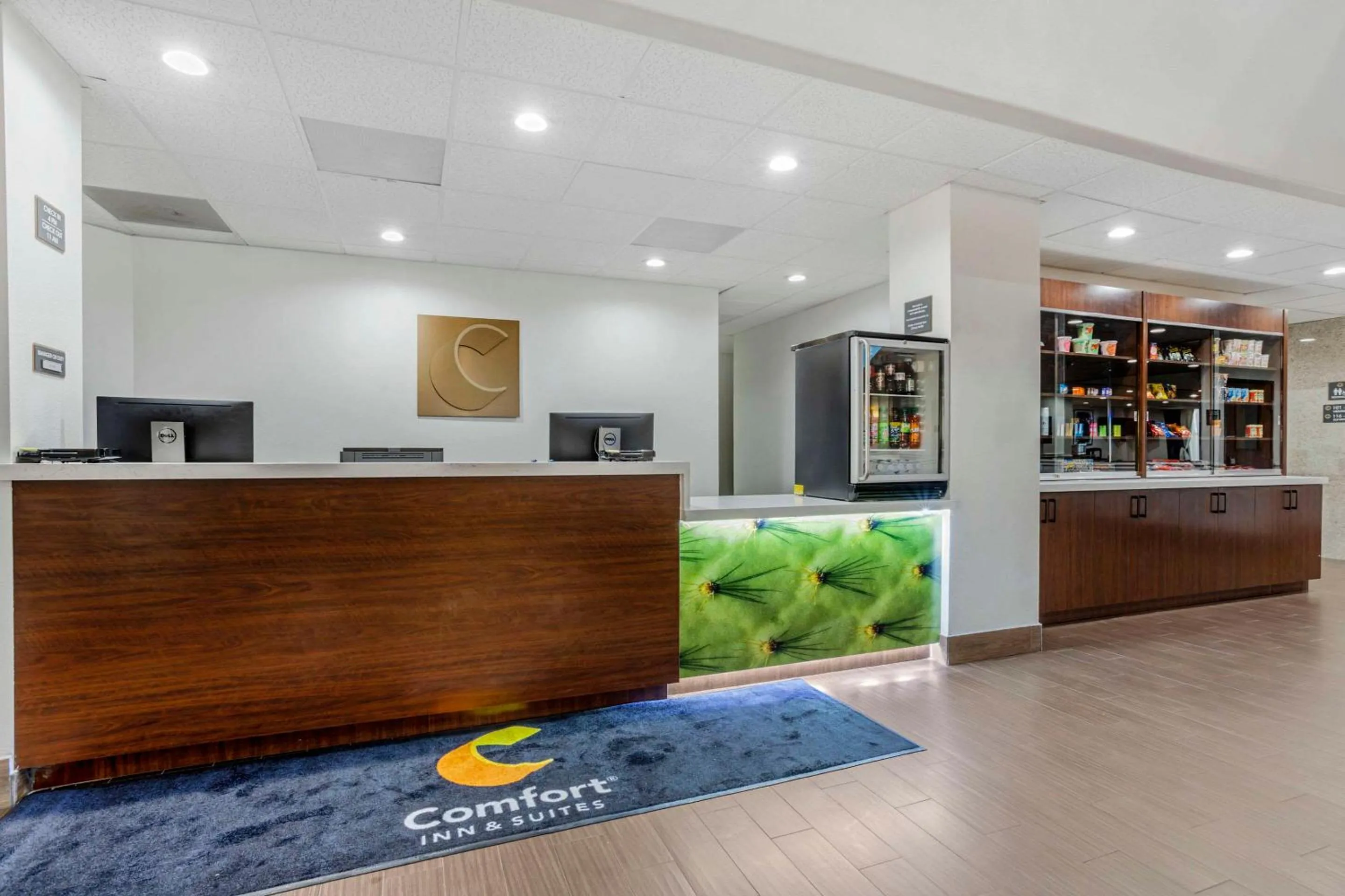 Lobby or reception in Comfort Suites Houston NW - Vintage Park