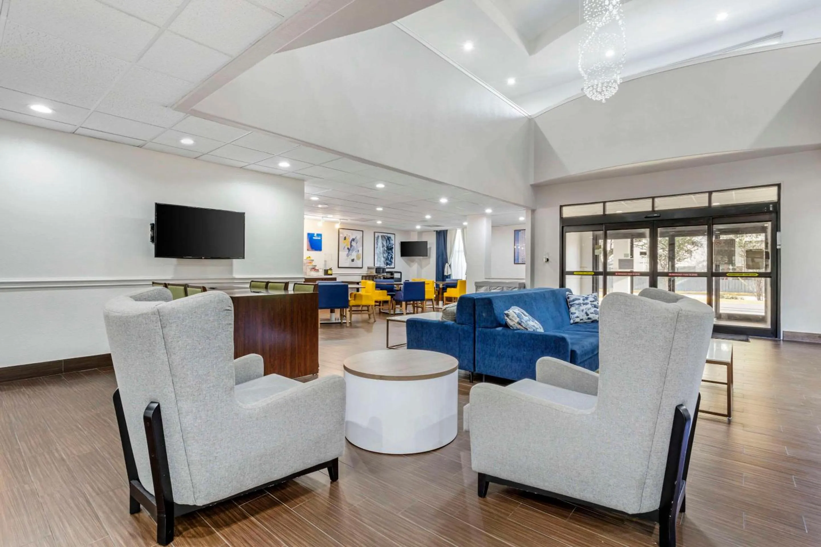 Lobby or reception in Comfort Suites Houston NW - Vintage Park