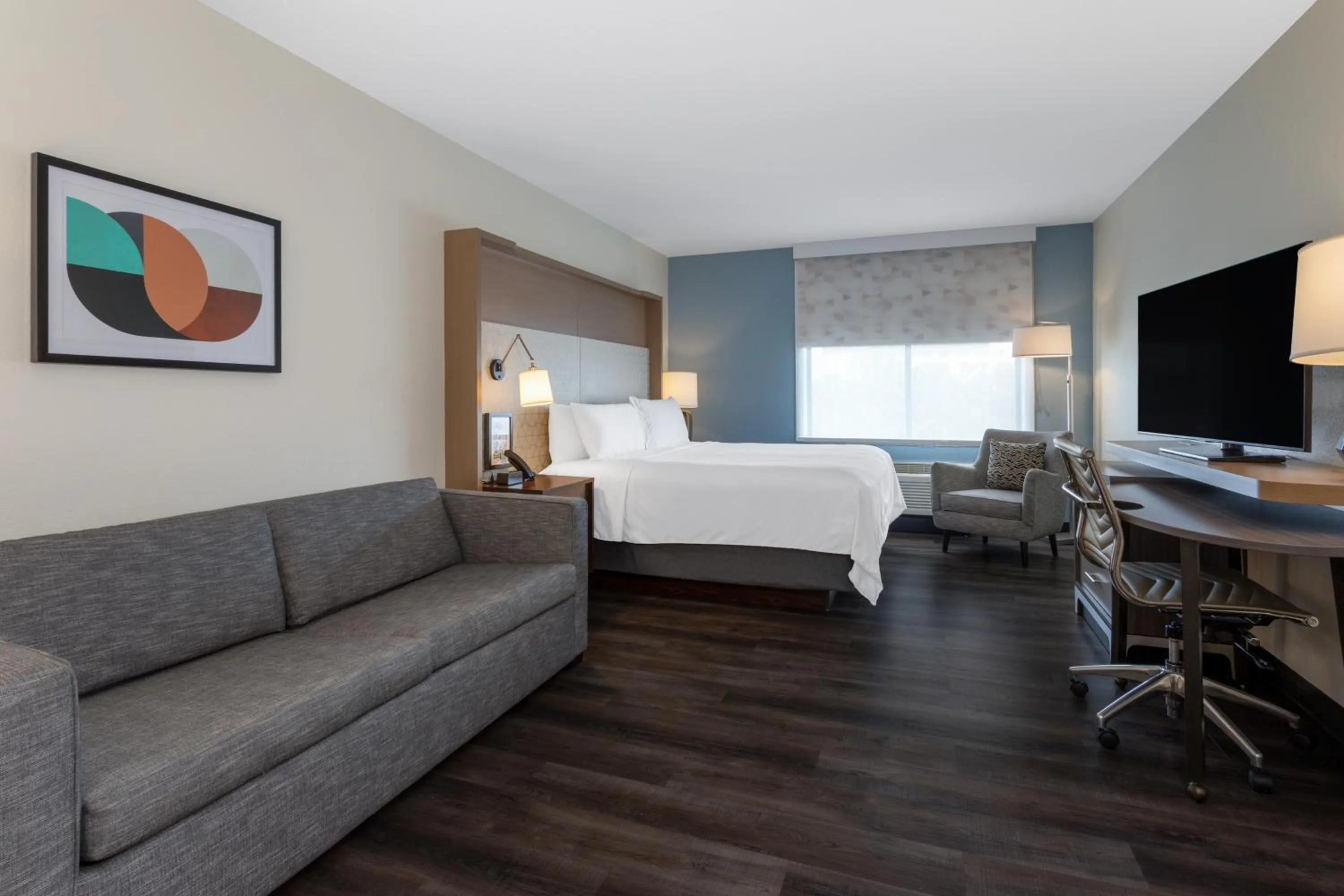 Bed in Holiday Inn - Tampa North by IHG