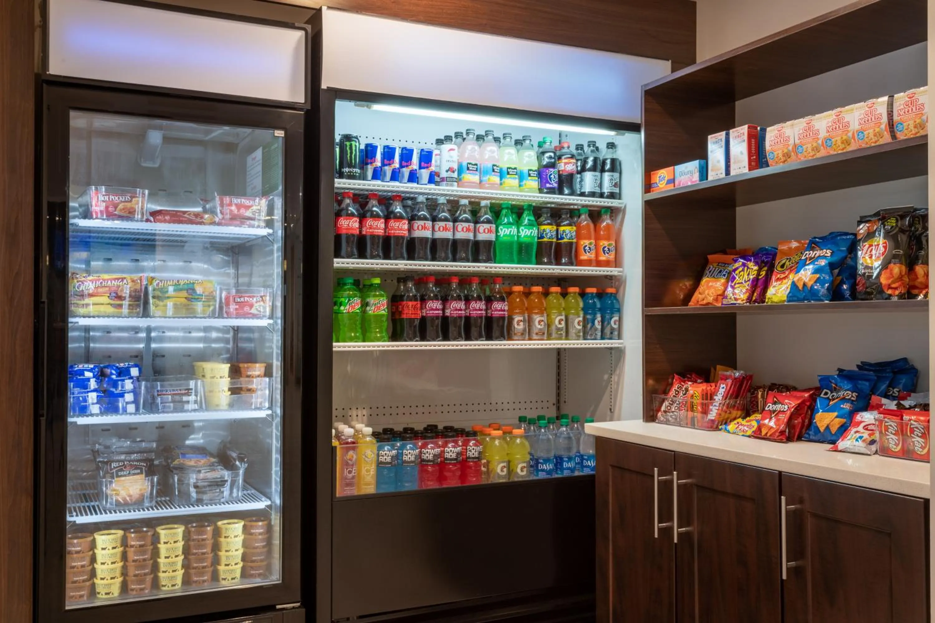 Food and drinks in Holiday Inn - Tampa North by IHG