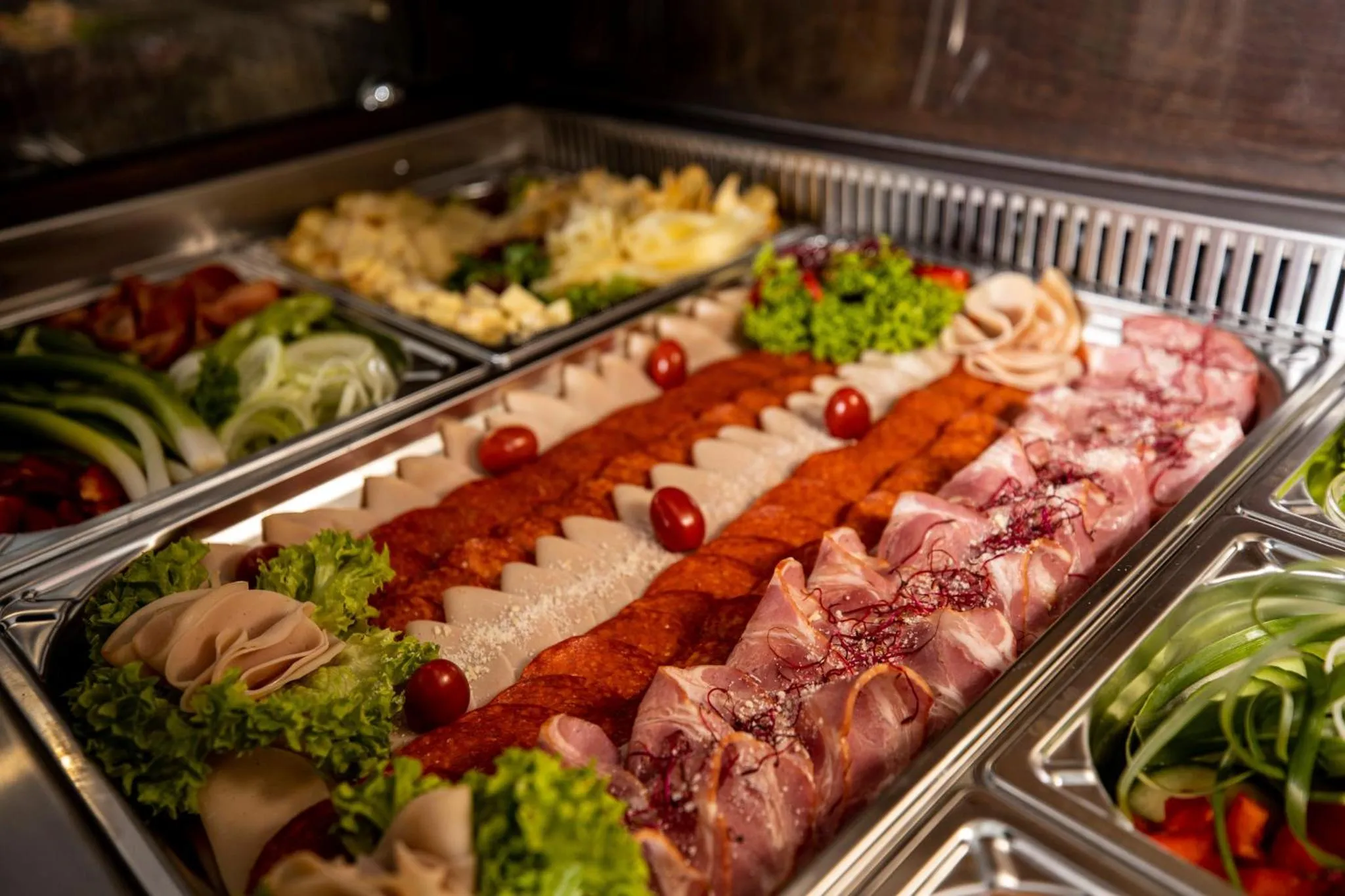 Food and drinks in Arena Deluxe & Spa