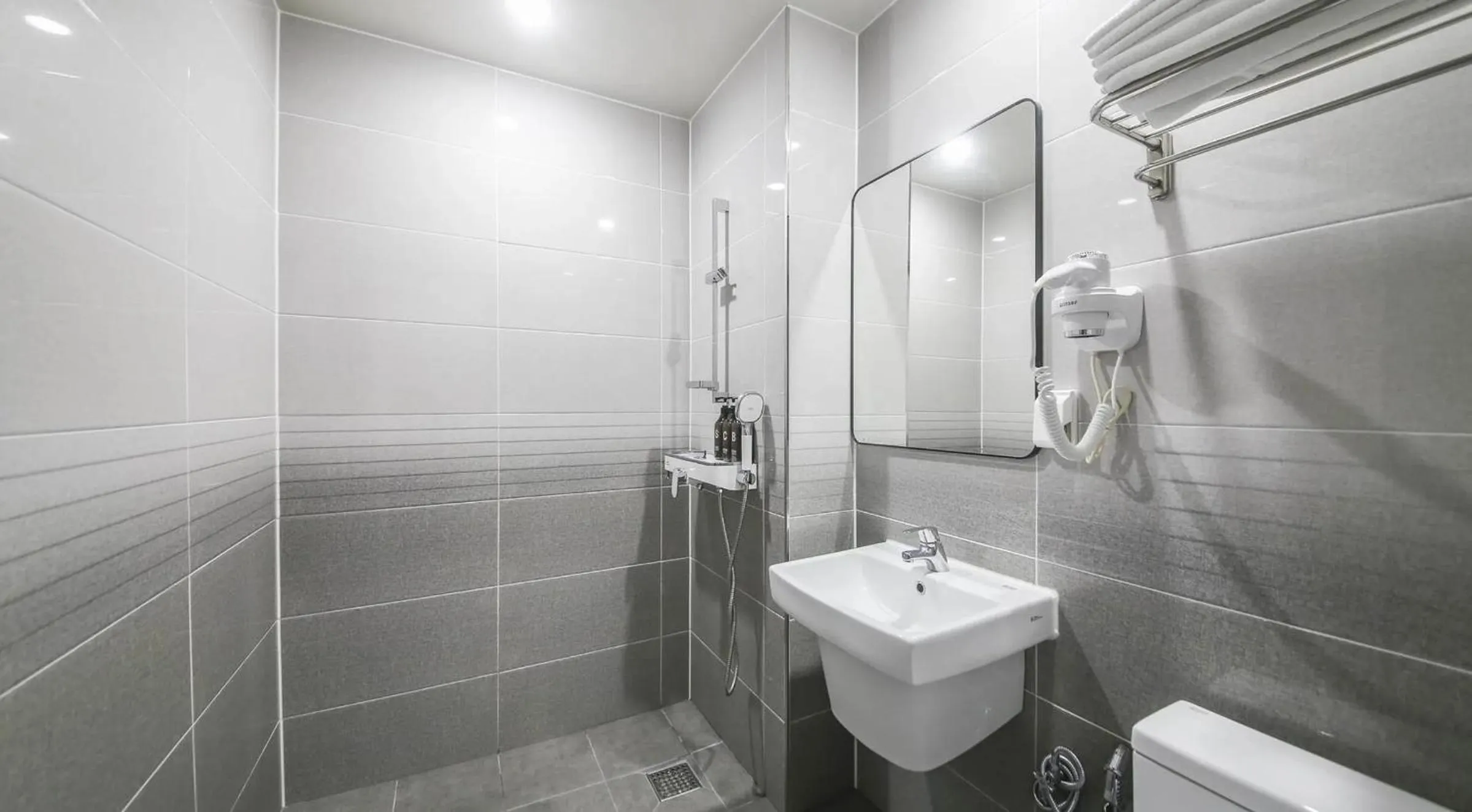 Toilet in Aroomi Hotel Hyupjae