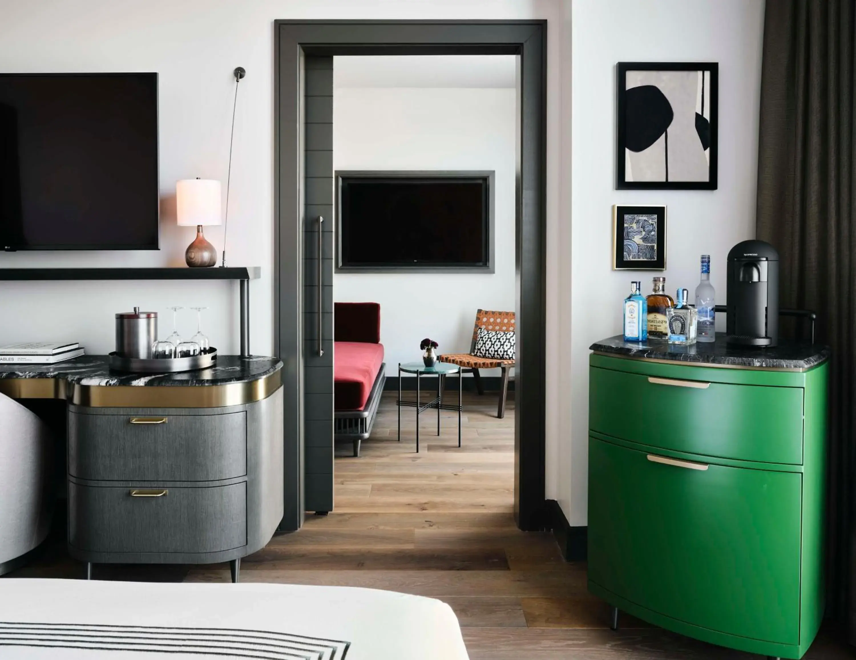 Photo of the whole room in Thompson Atlanta - Buckhead, by Hyatt Photo of the whole room in Thompson Atlanta - Buckhead, by Hyatt