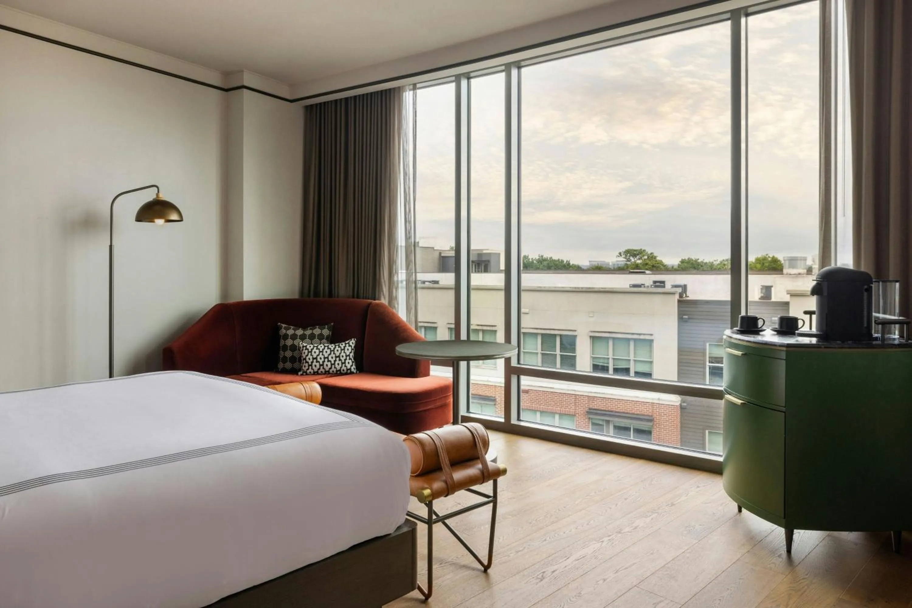 Photo of the whole room, Bed in The Tess, Autograph Collection