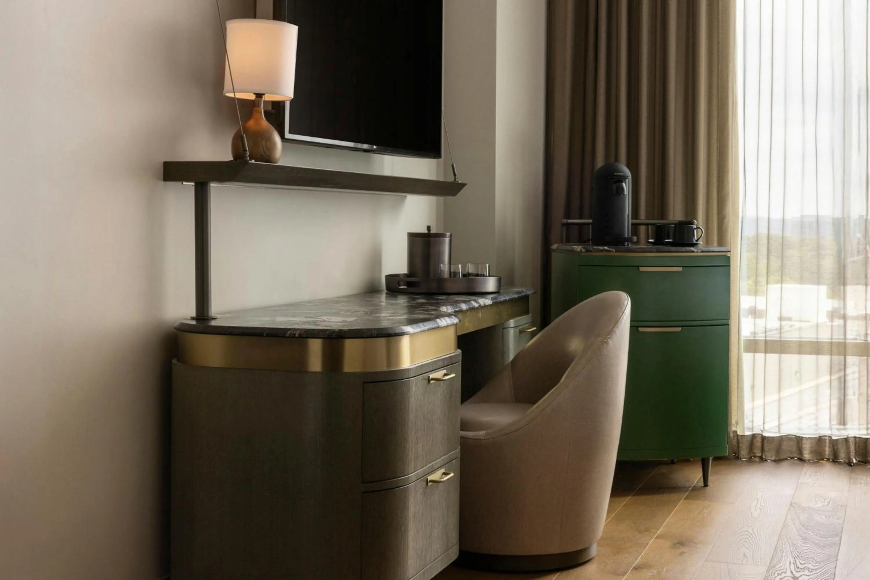 Photo of the whole room in The Tess, Autograph Collection