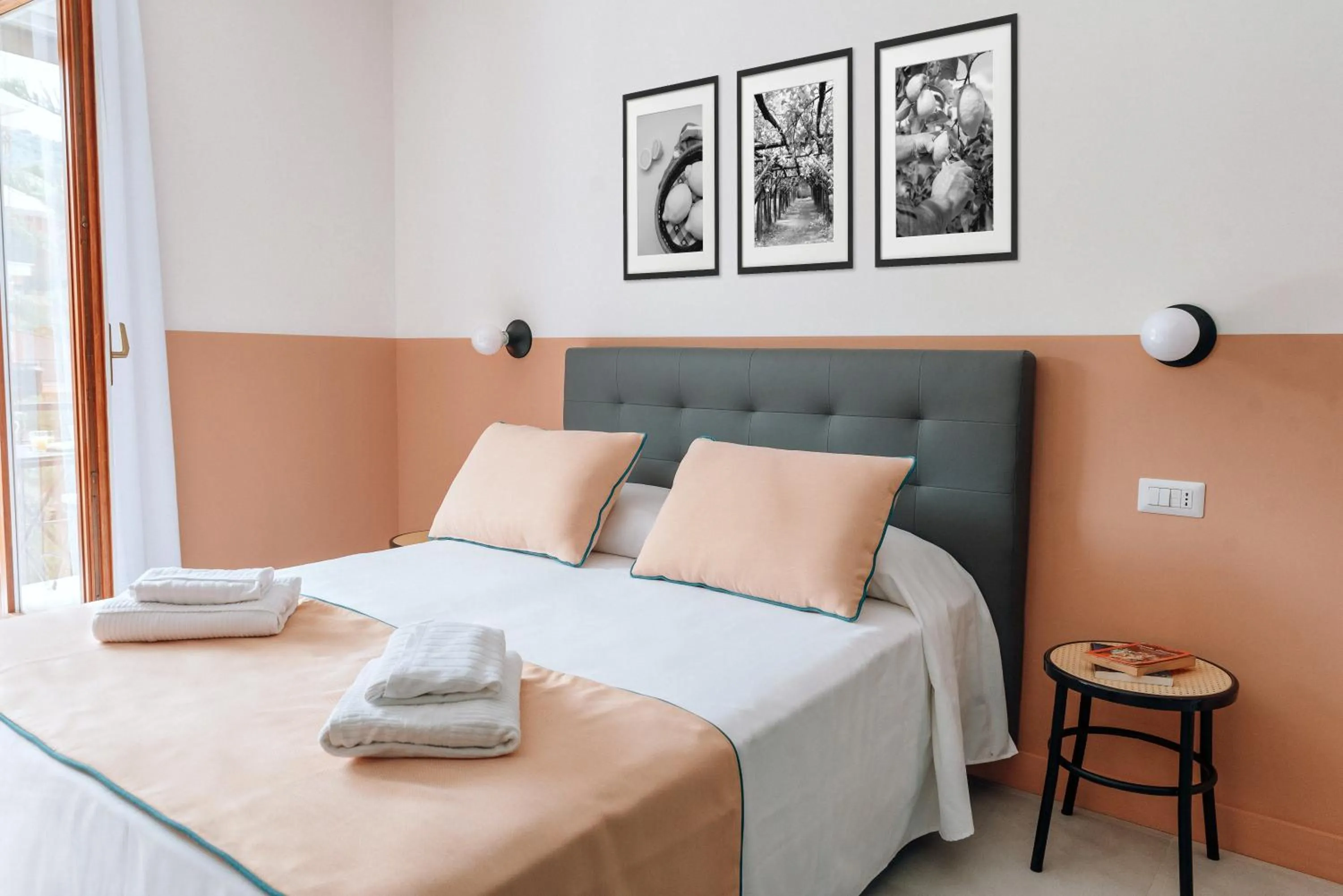 Bed in Sorrento Colors&Suites