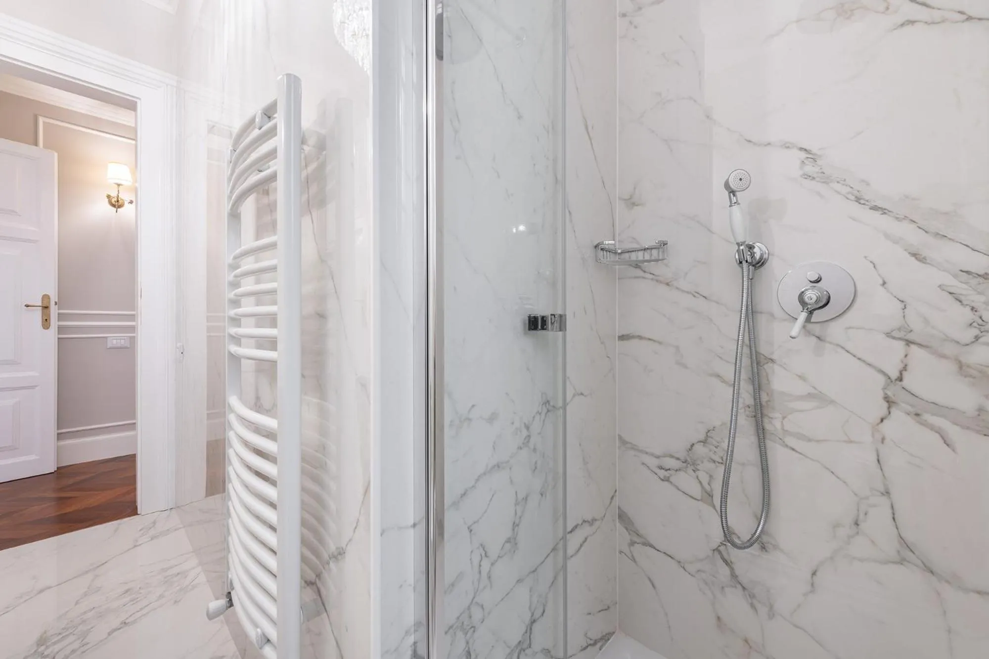 Bathroom in Regina Elena - Antica Dimora, Bastione S. Remy