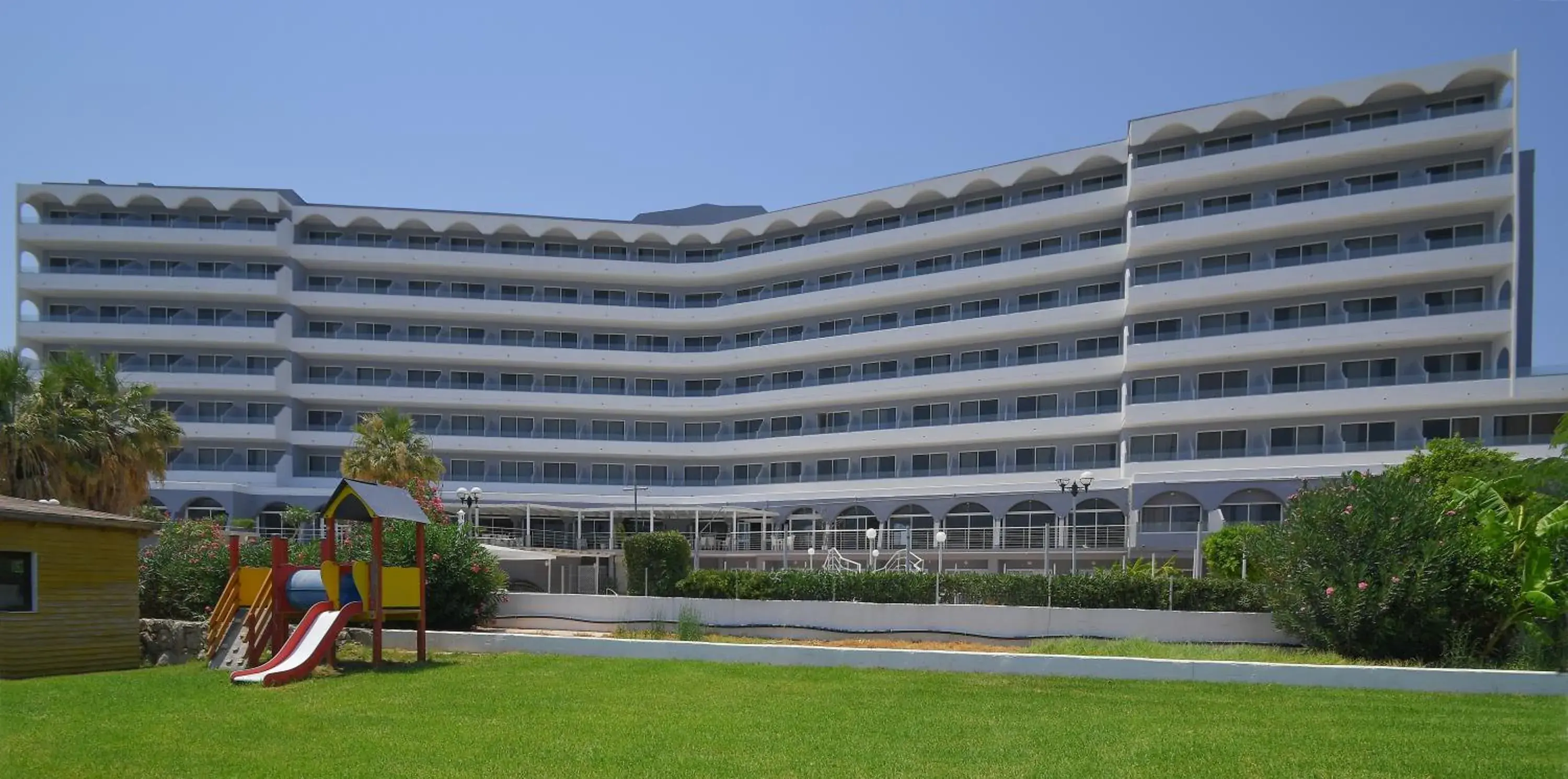 Property building in OLYMPOS BEACH HOTEL Property building in OLYMPOS BEACH HOTEL