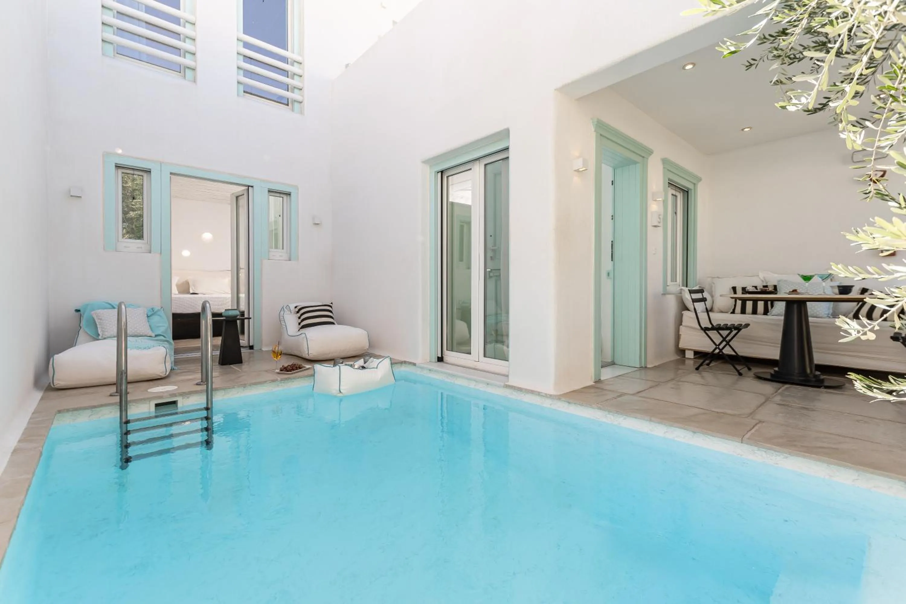 Property building in Majo Suites Hotel