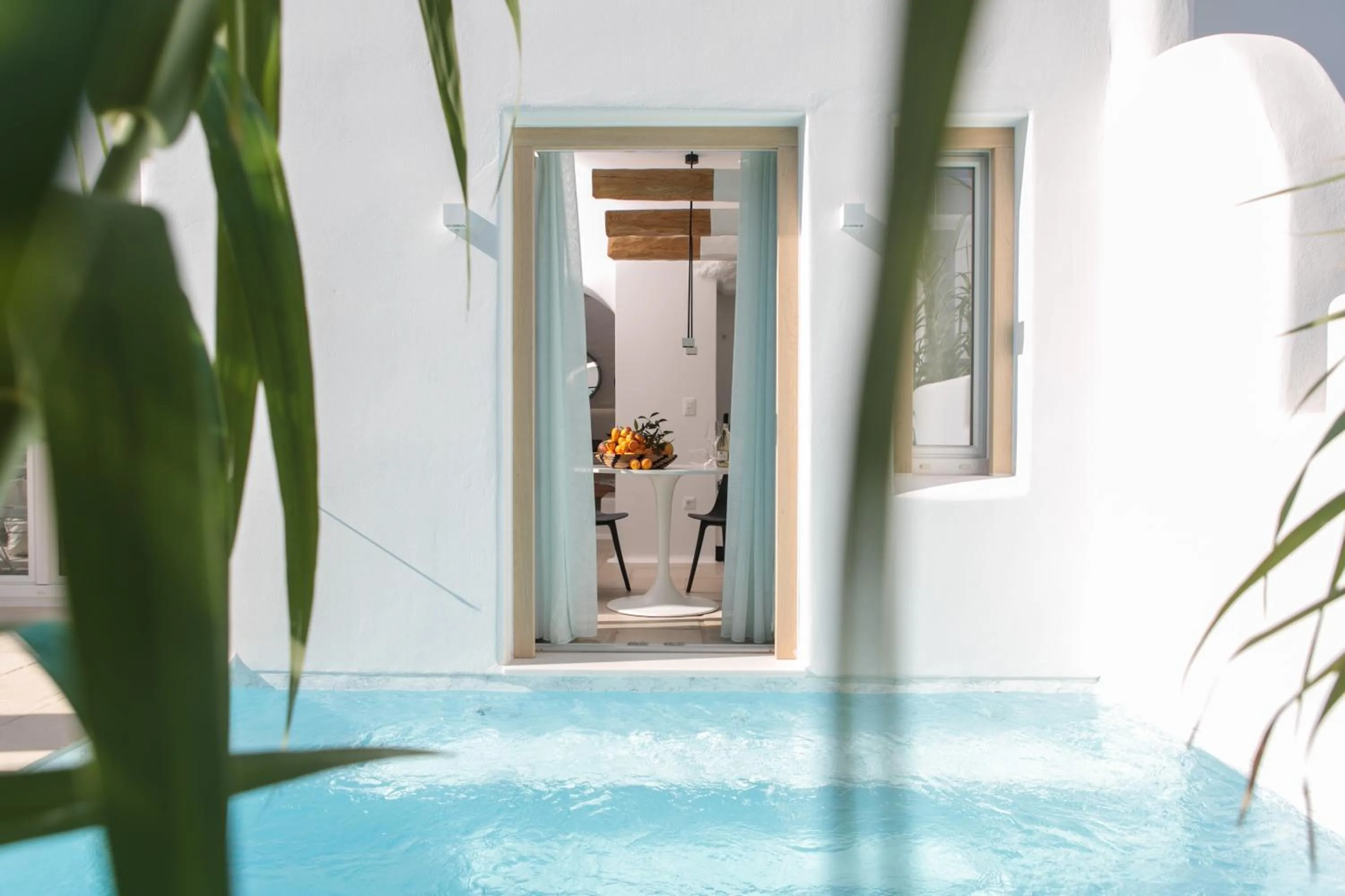 Property building in Majo Suites Hotel