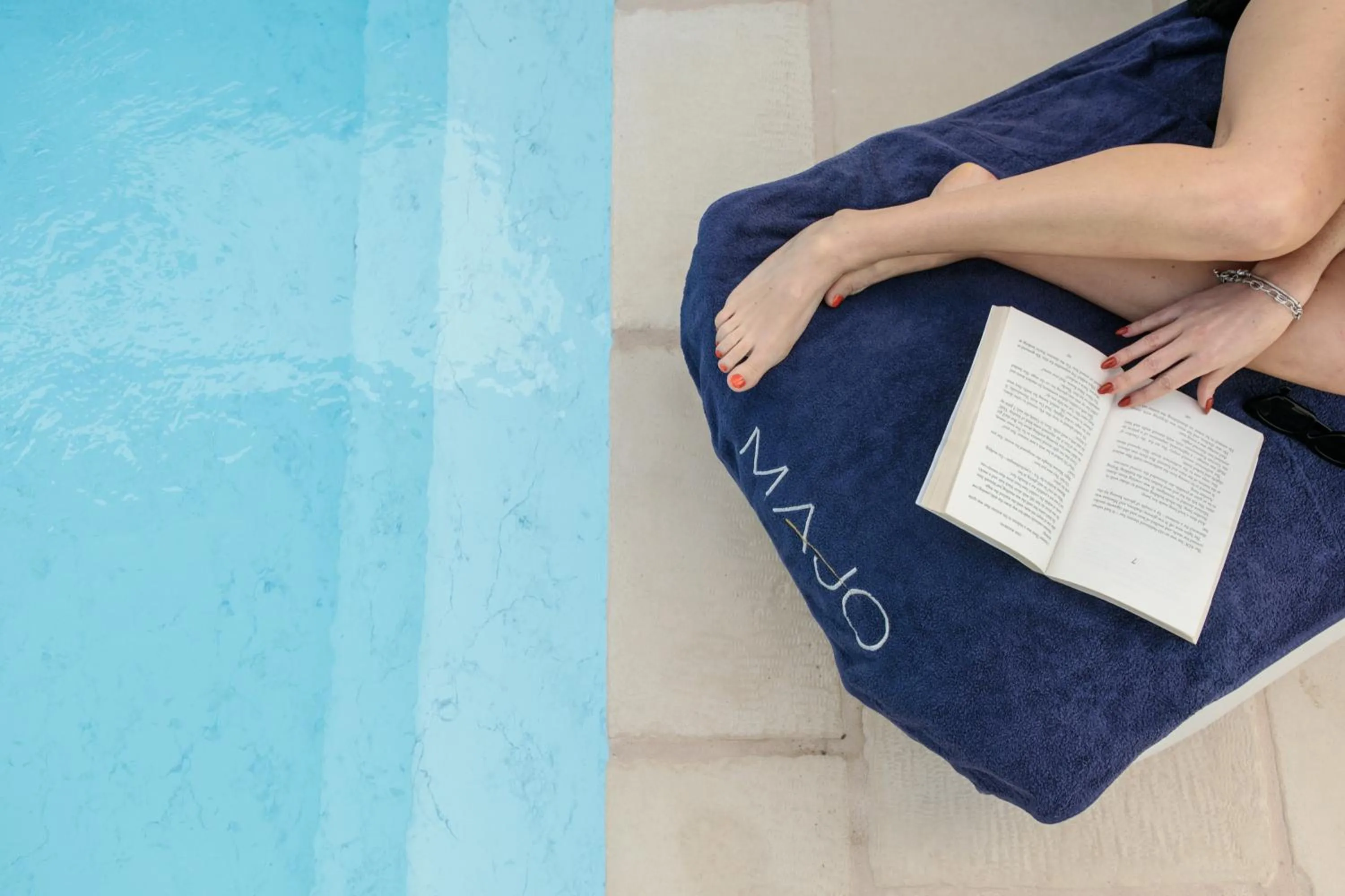 Patio in Majo Suites Hotel