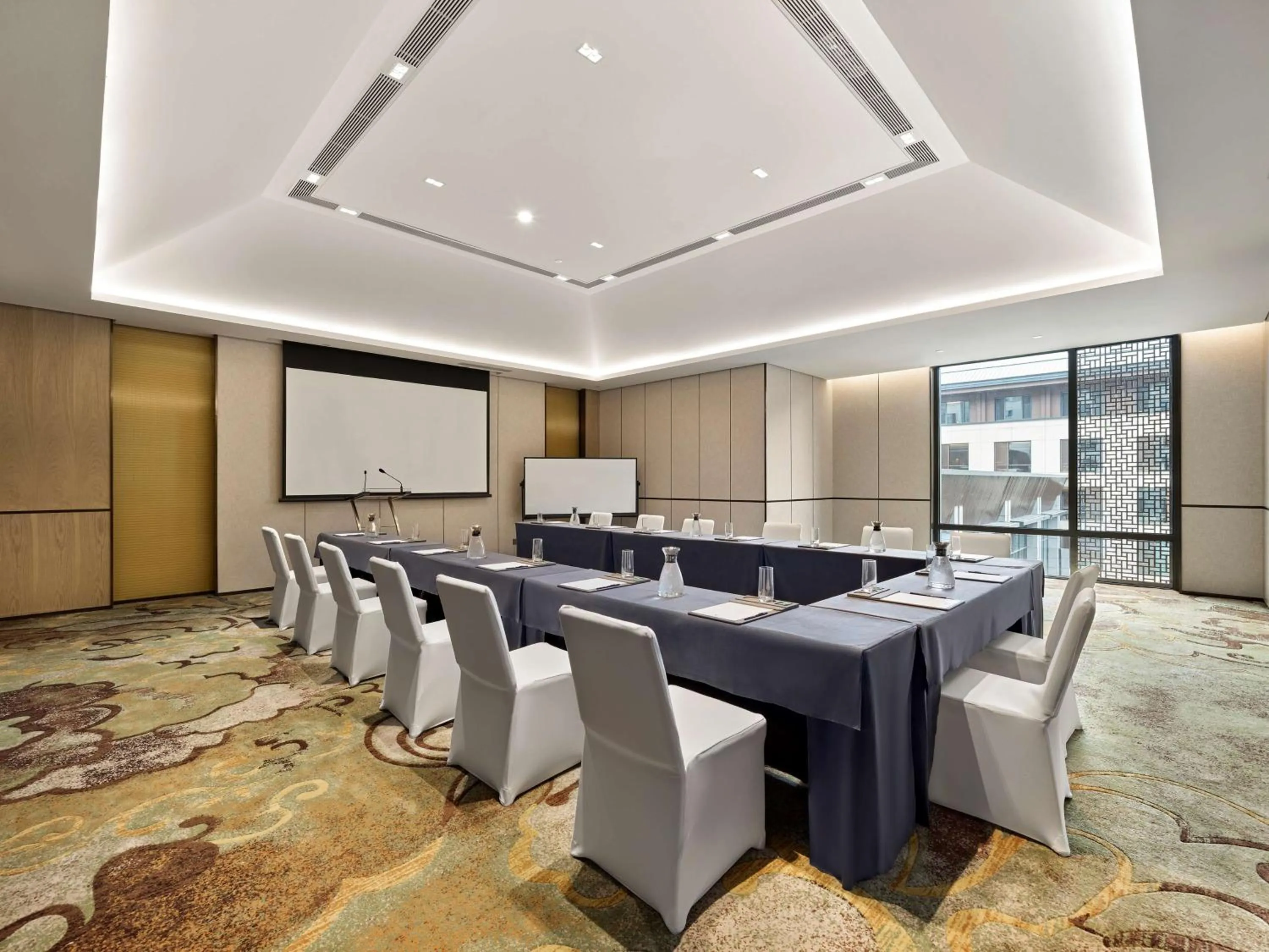 Meeting/conference room in Doubletree By Hilton Beijing Badaling
