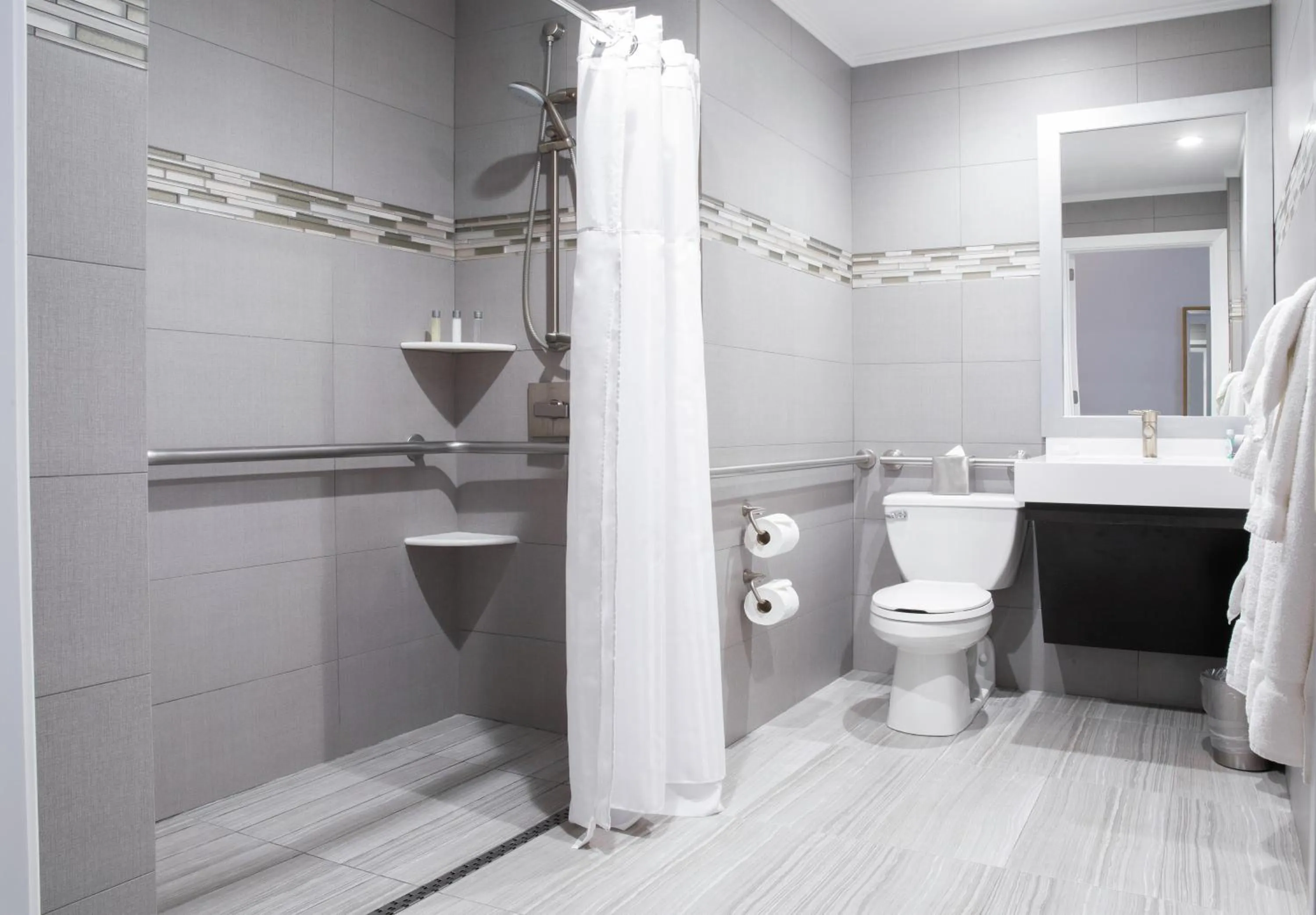 Bathroom in Martinique New York on Broadway, Curio Collection by Hilton