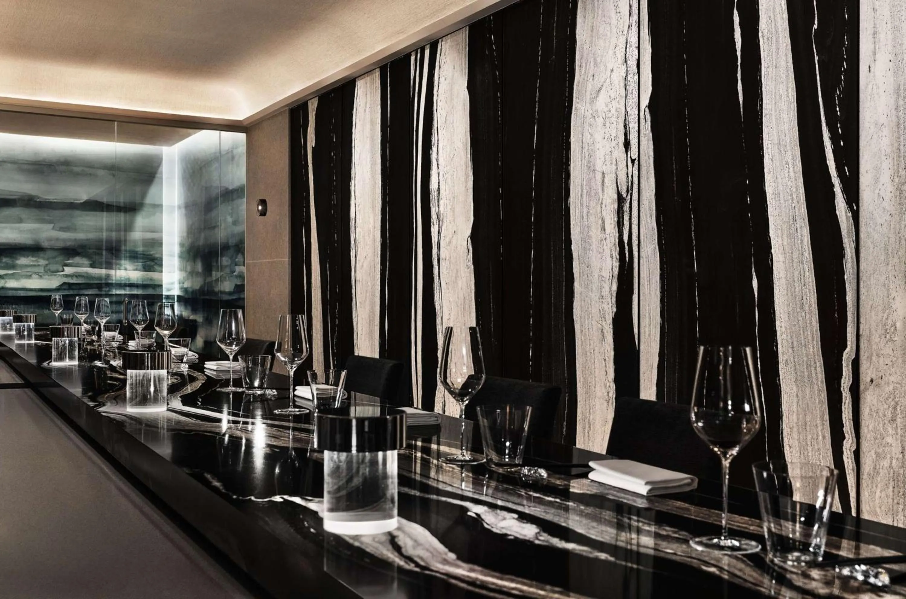 Restaurant/places to eat in Martinique New York on Broadway, Curio Collection by Hilton