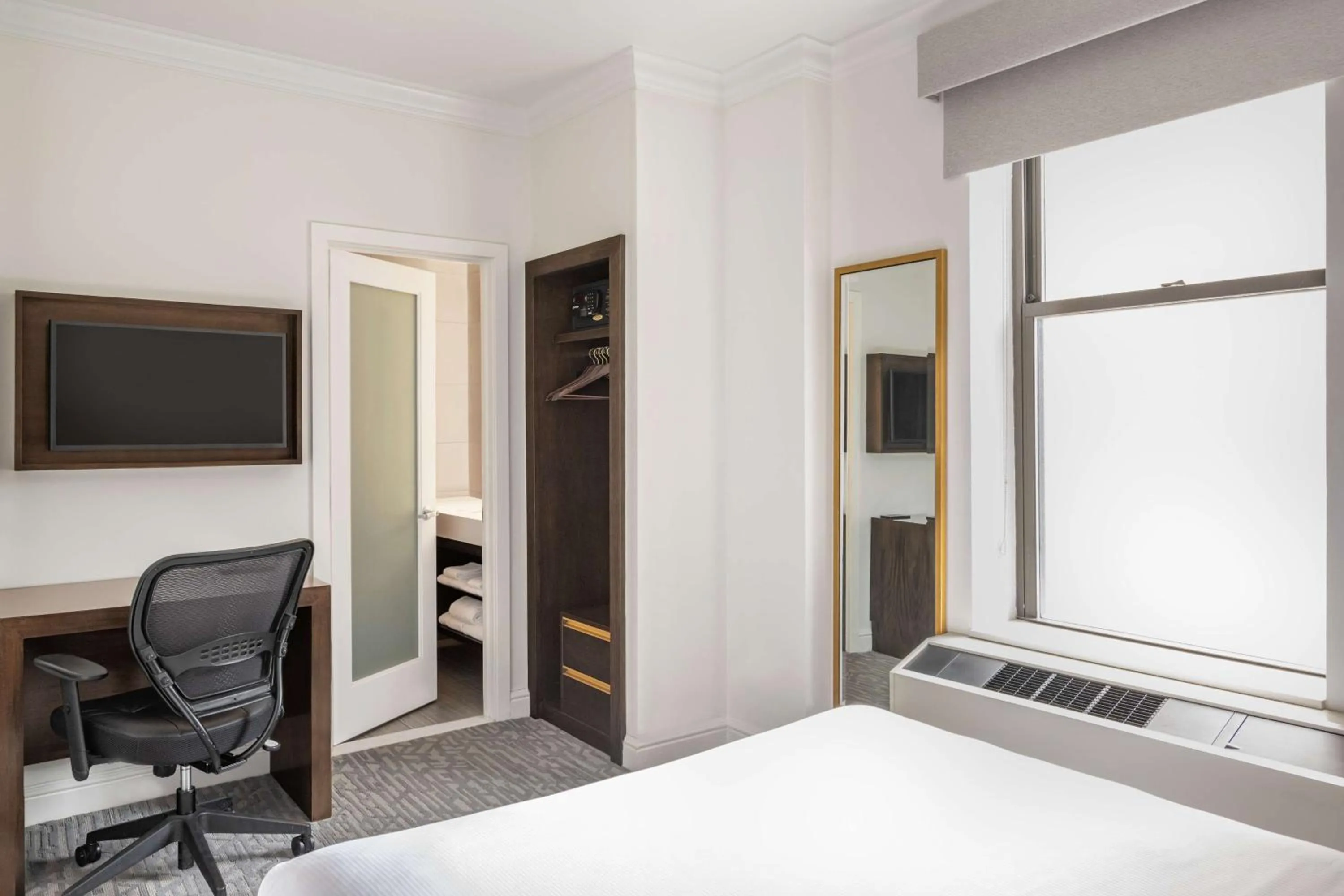 Bedroom, Bed in Martinique New York on Broadway, Curio Collection by Hilton