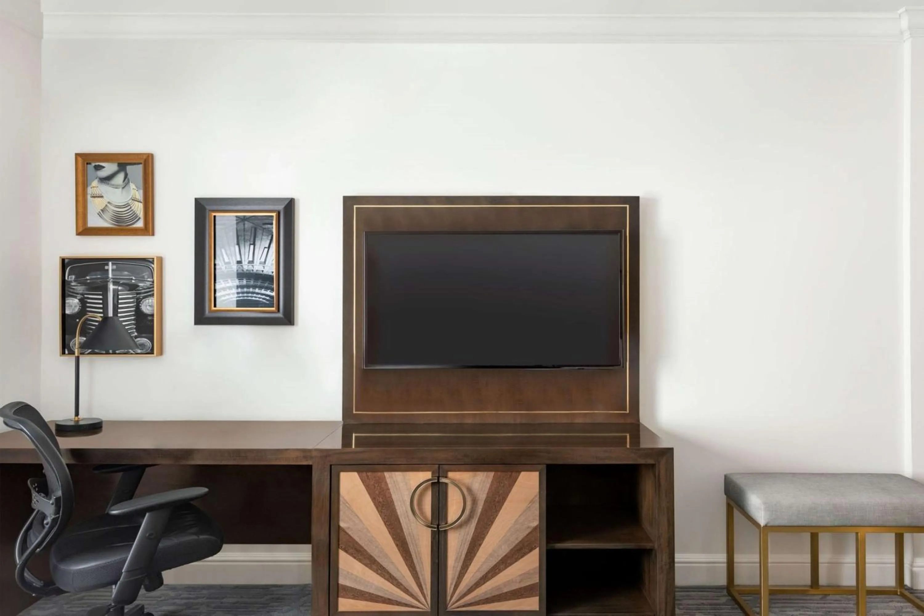 Bedroom in Martinique New York on Broadway, Curio Collection by Hilton