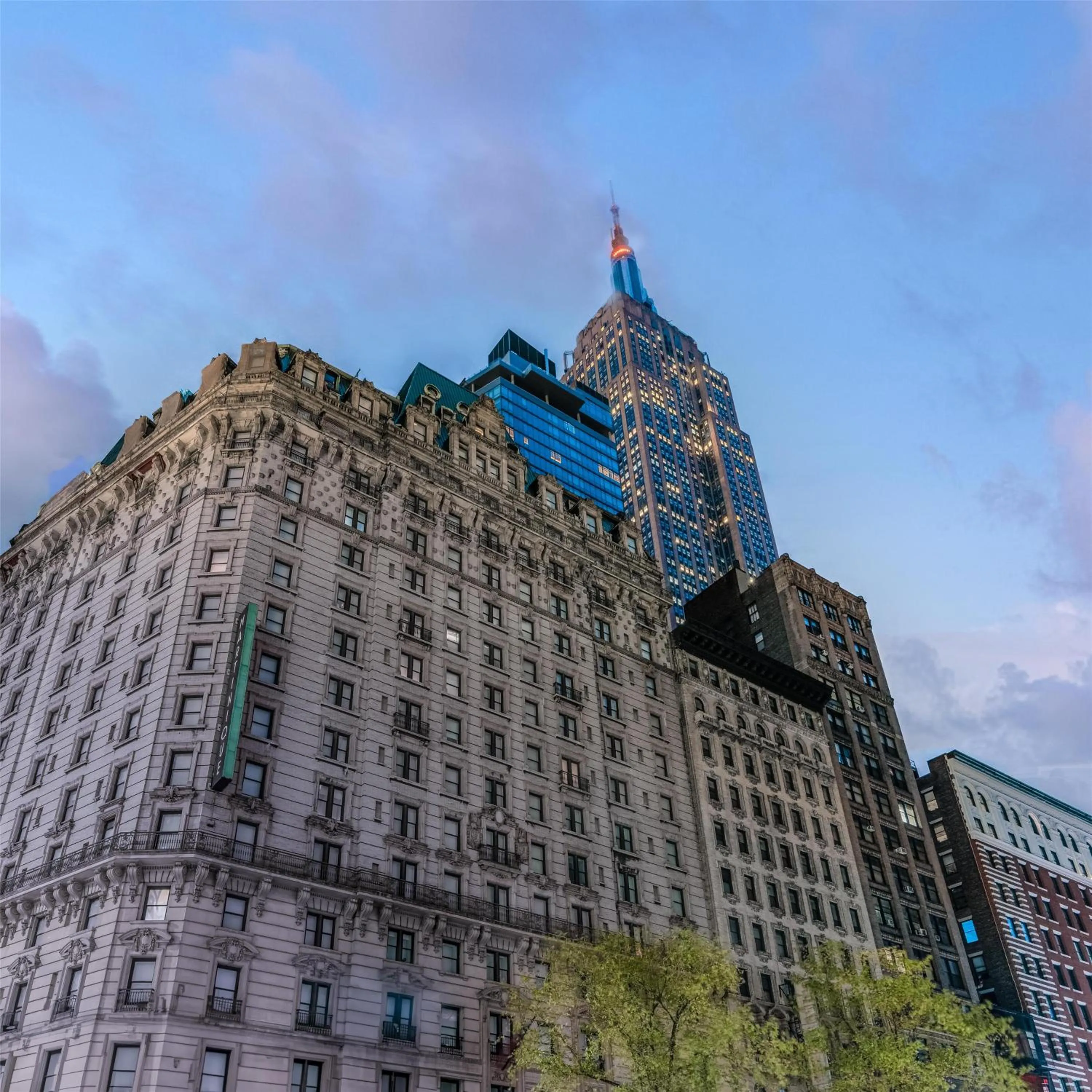 Martinique New York on Broadway, Curio Collection by Hilton