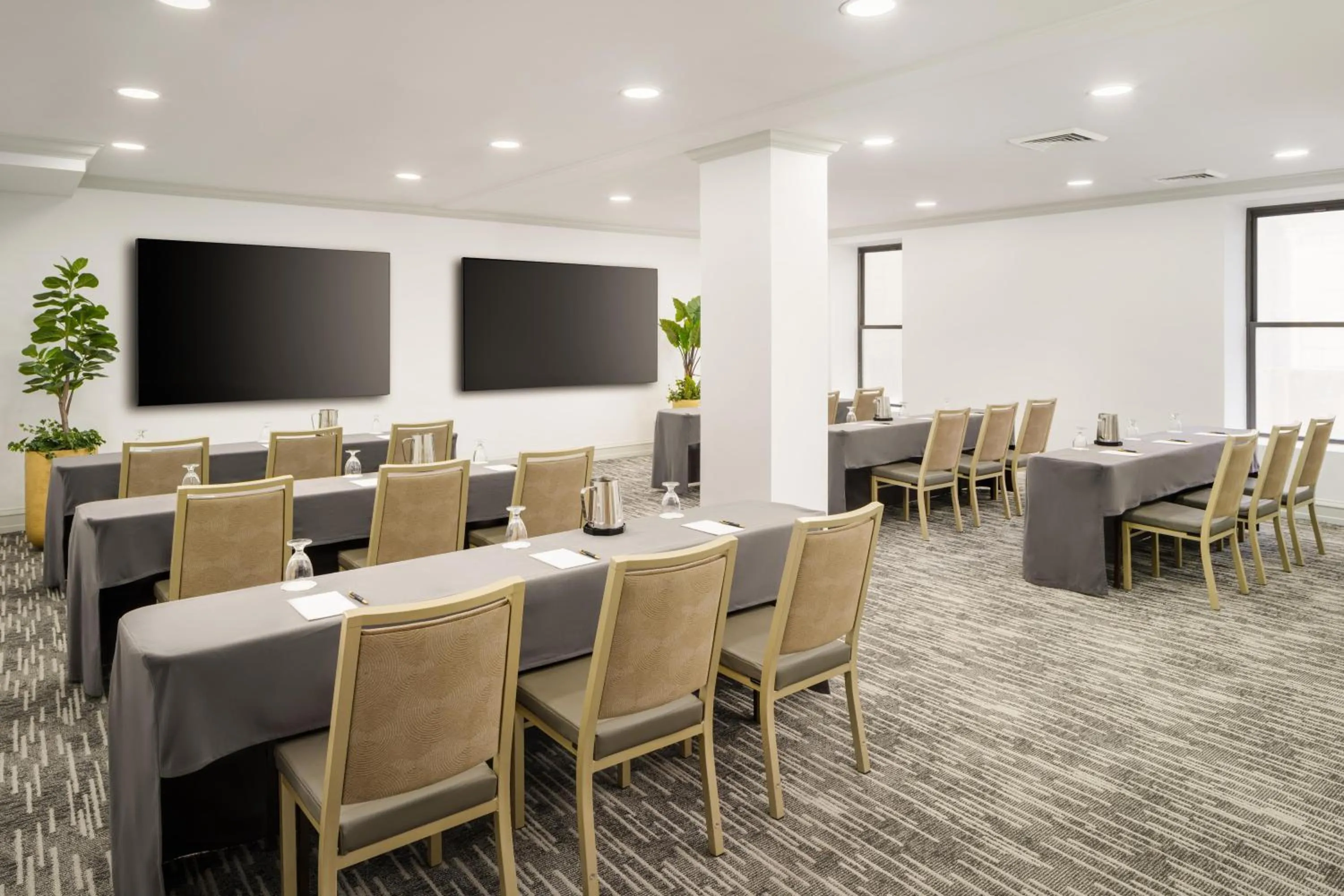 Meeting/conference room in Martinique New York on Broadway, Curio Collection by Hilton