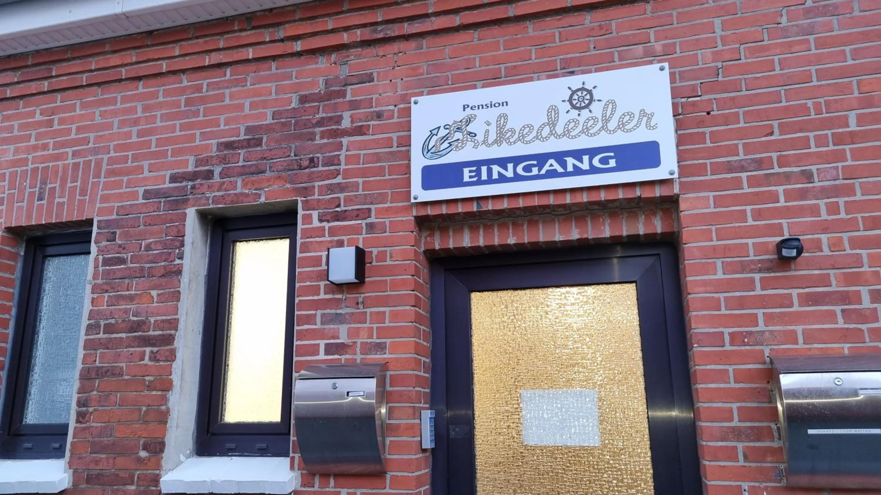 Facade/entrance in Pension Likedeeler