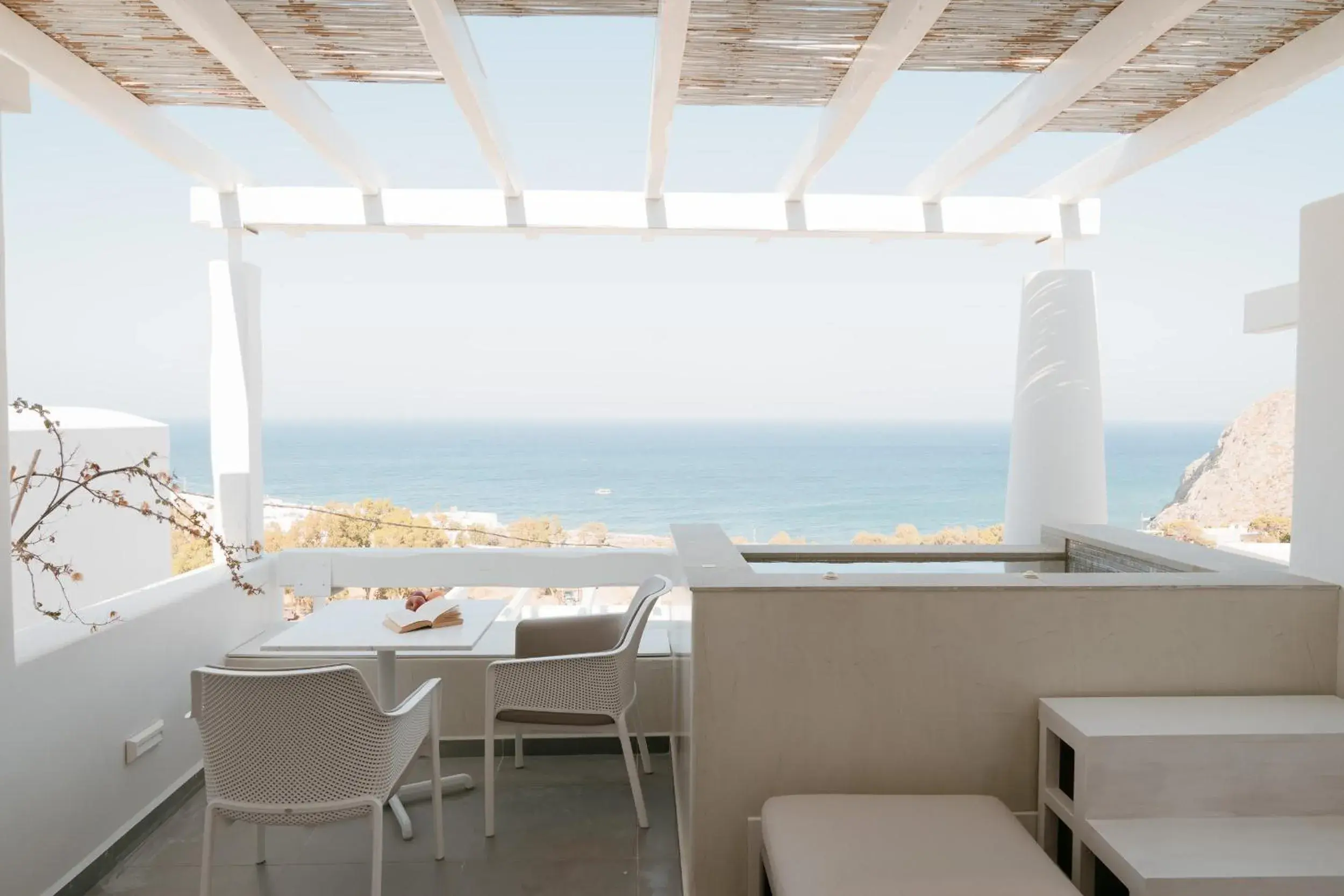 Deluxe Suite with Sea View and outdoor Hot Tub in Mon Signor Adults Only Boutique Hotel - Kamari Santorini Deluxe Suite with Sea View and outdoor Hot Tub in Mon Signor Adults Only Boutique Hotel - Kamari Santorini