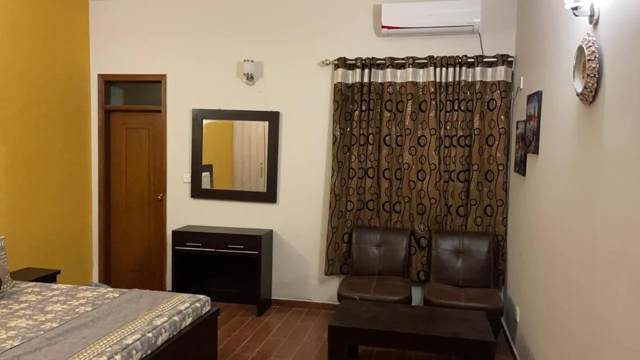 Bed in Hotel Executive Lodge