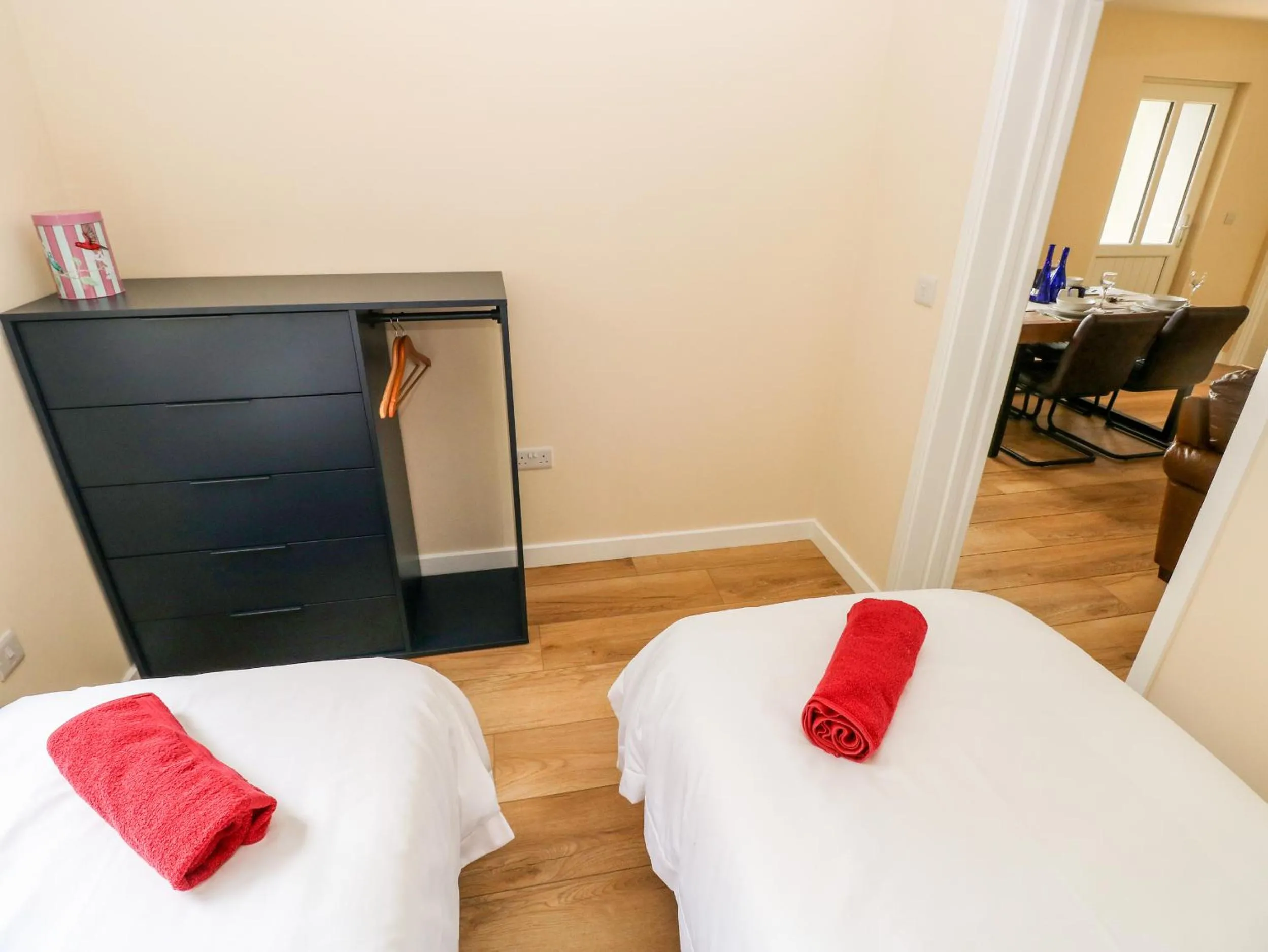 Bed in Ramsey Lodge Bier Wood Lodges