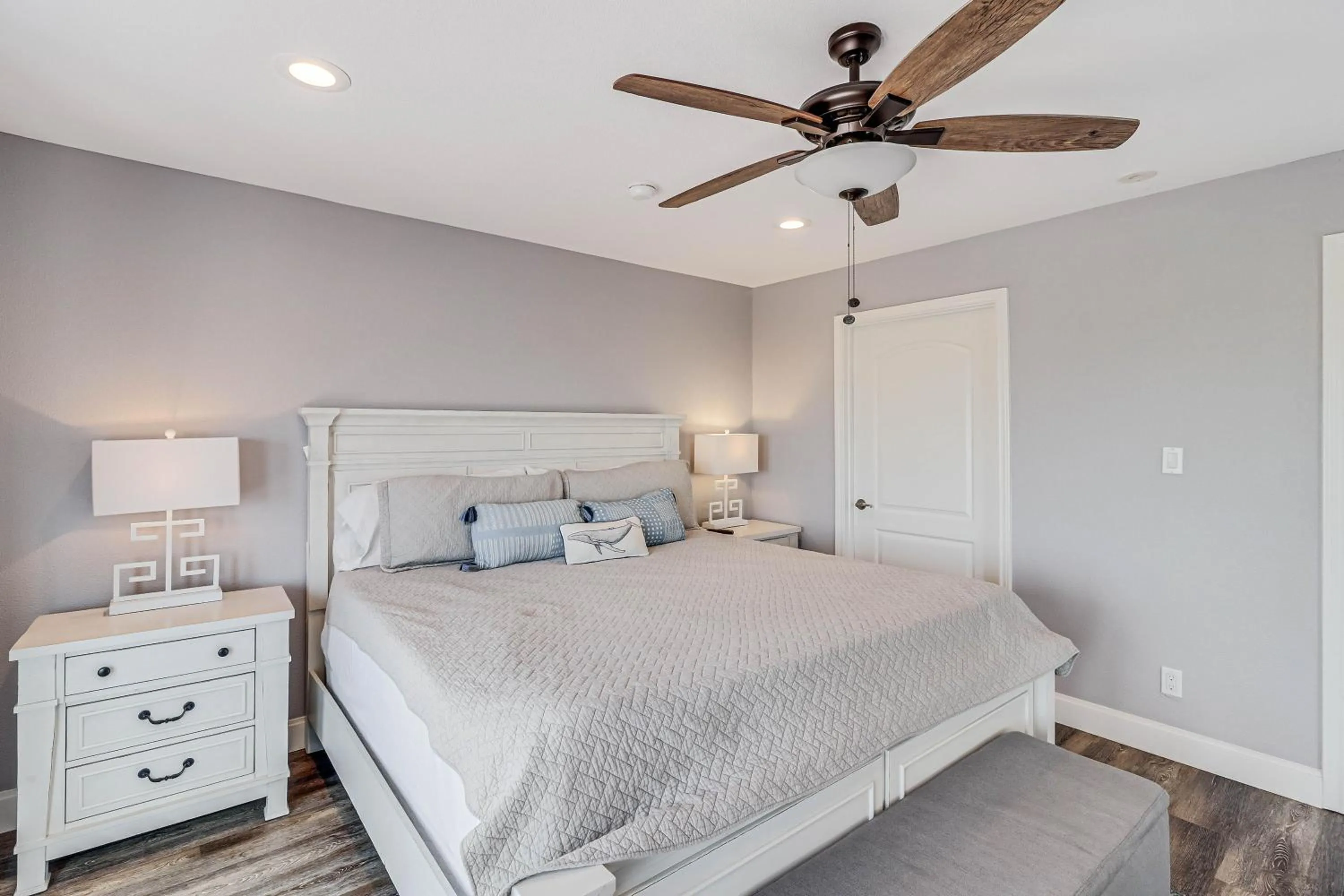 Other, Bed in Lost and Found GW110