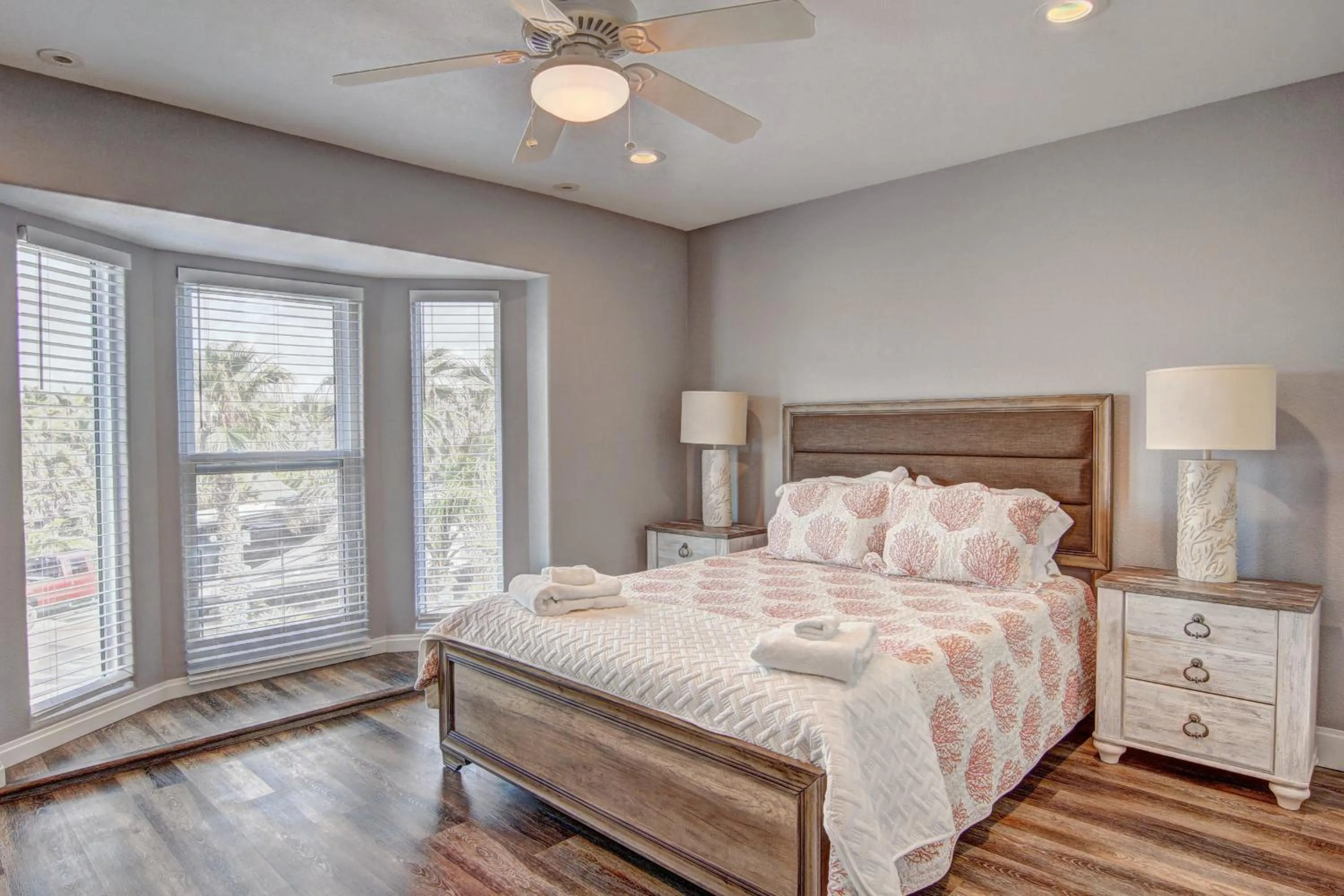 Other, Bed in Lost and Found GW110