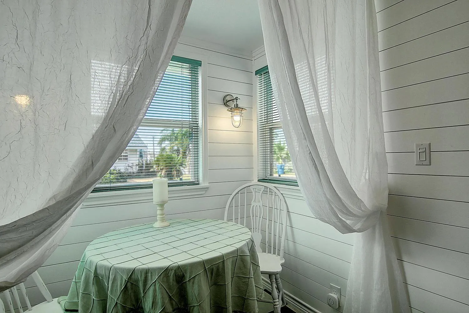 Other in Le Chateau TS202