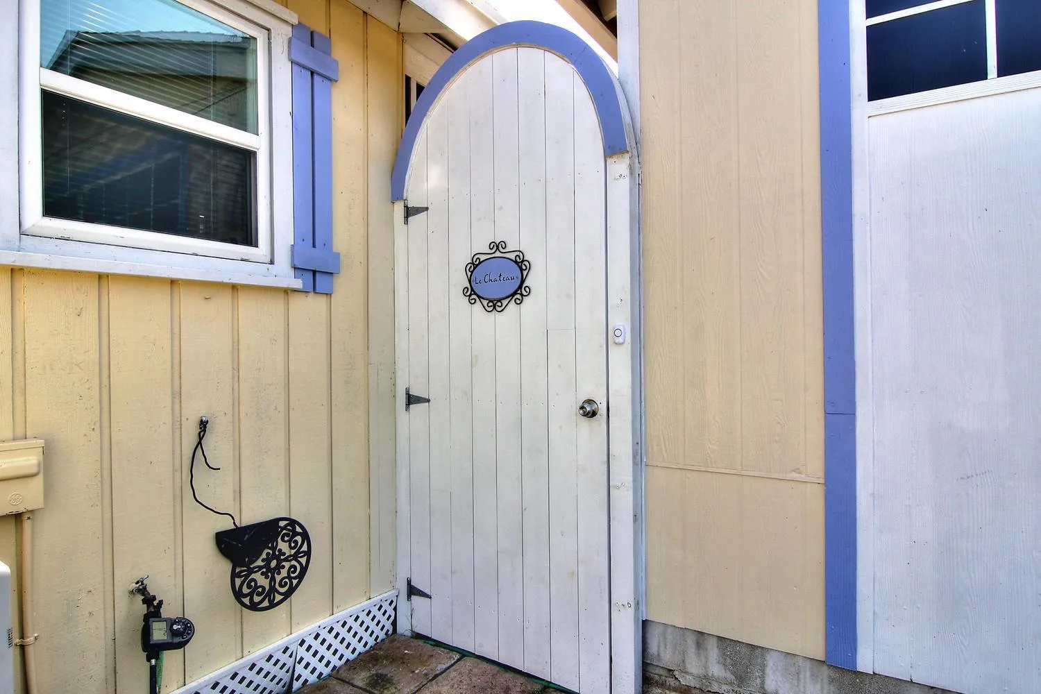 Other in Le Chateau TS202