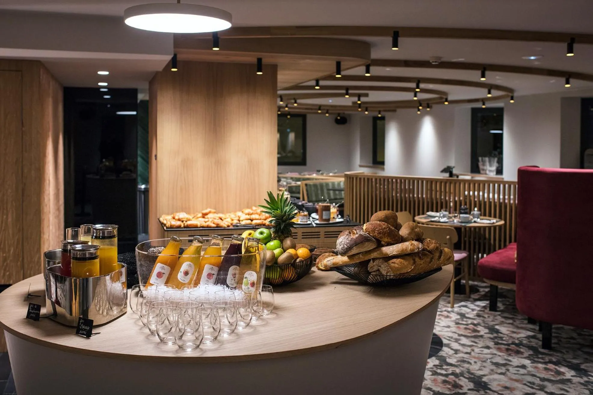 Restaurant/places to eat in Le Pélican