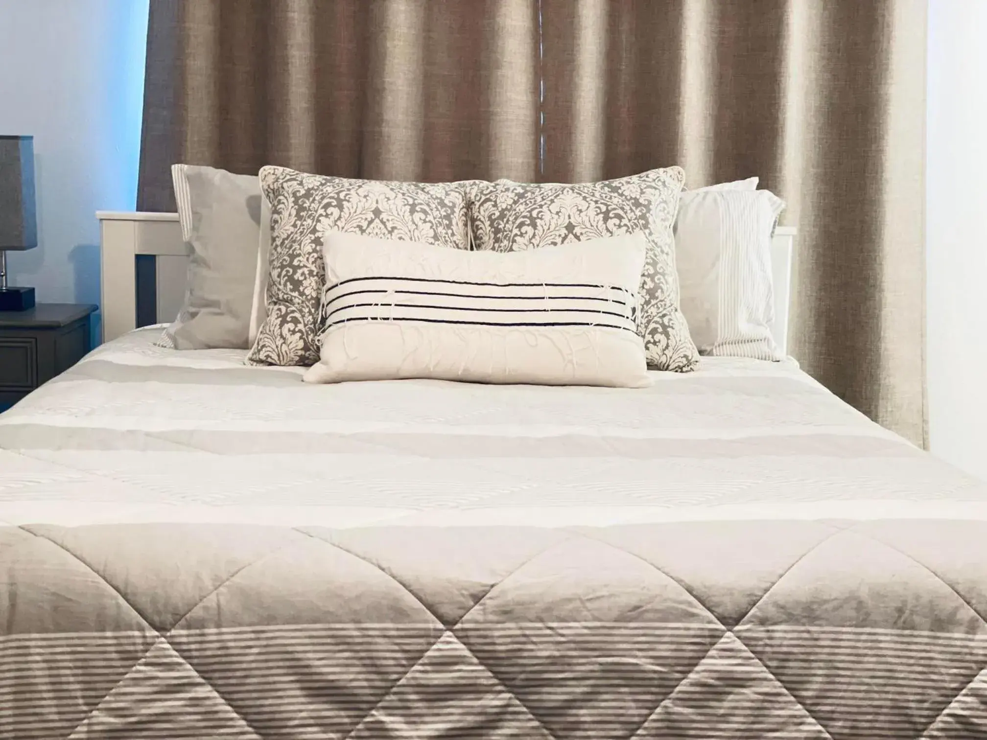 Bed in South Zion Inn and Suites Bed in South Zion Inn and Suites