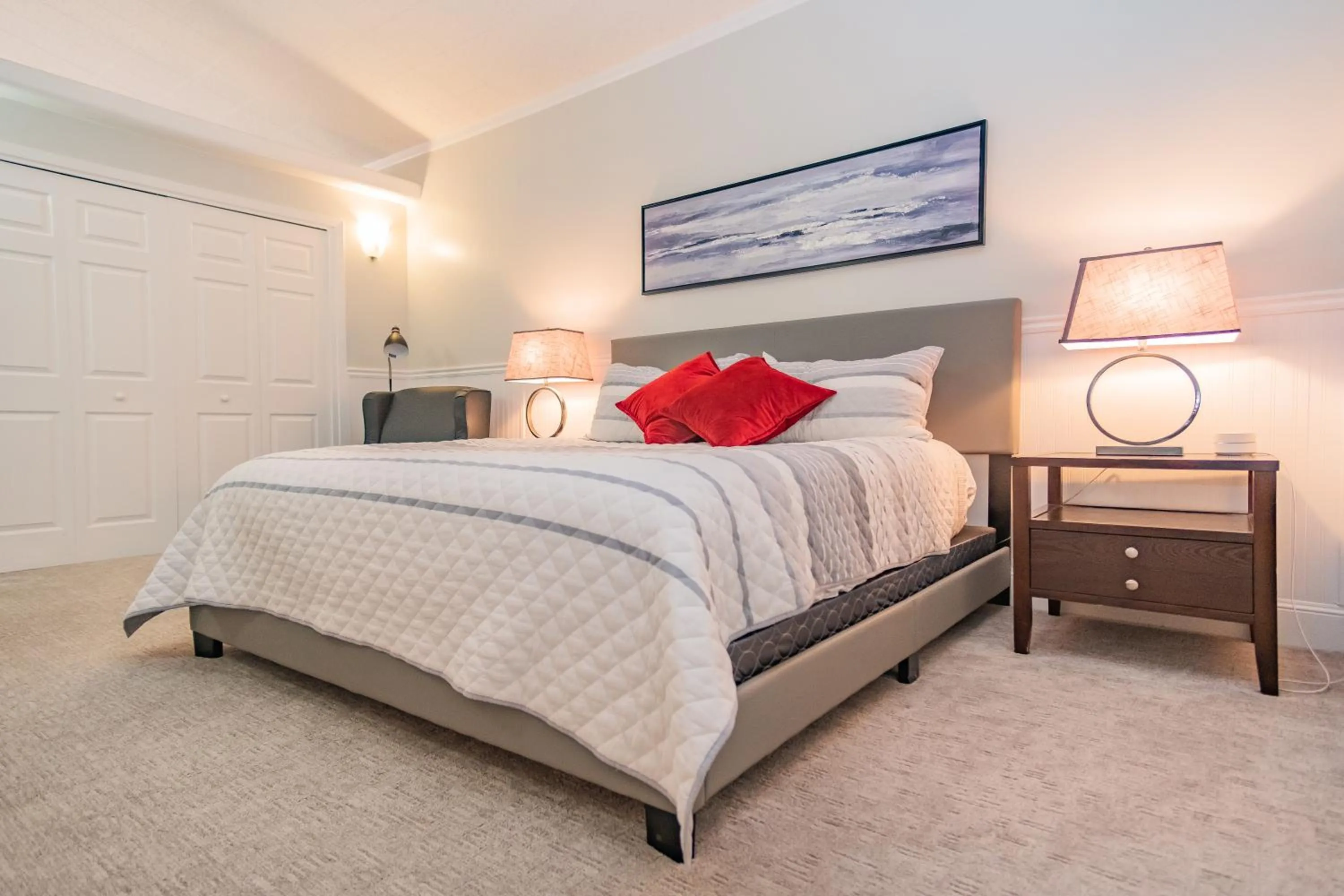 Bed in South Zion Inn and Suites