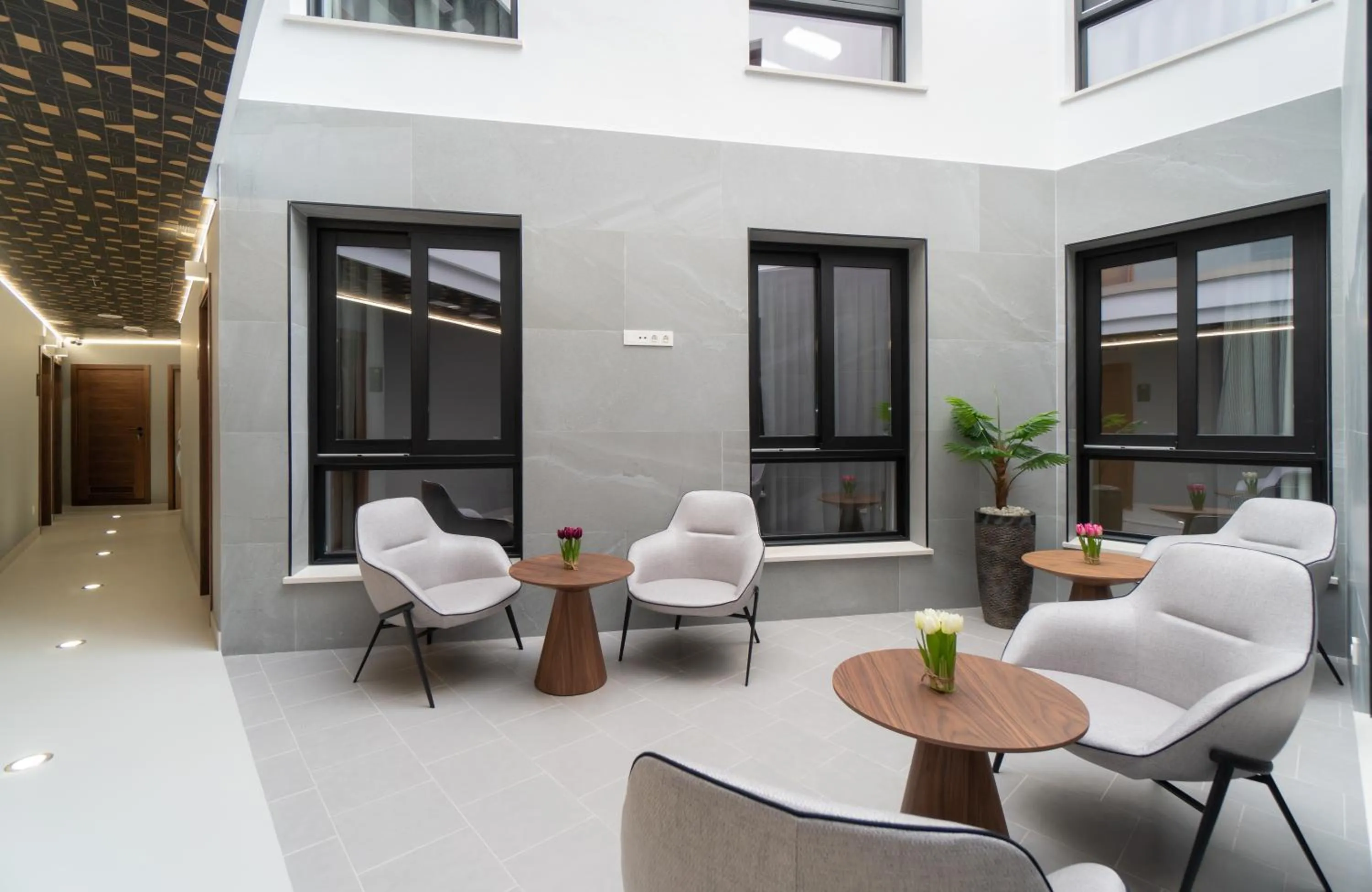 Seating area in Hotel Perla del Sur