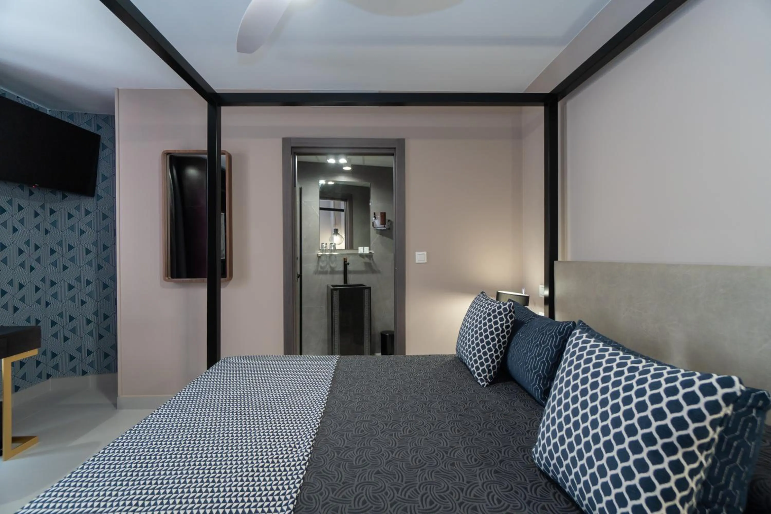 Bed in Hotel Perla del Sur